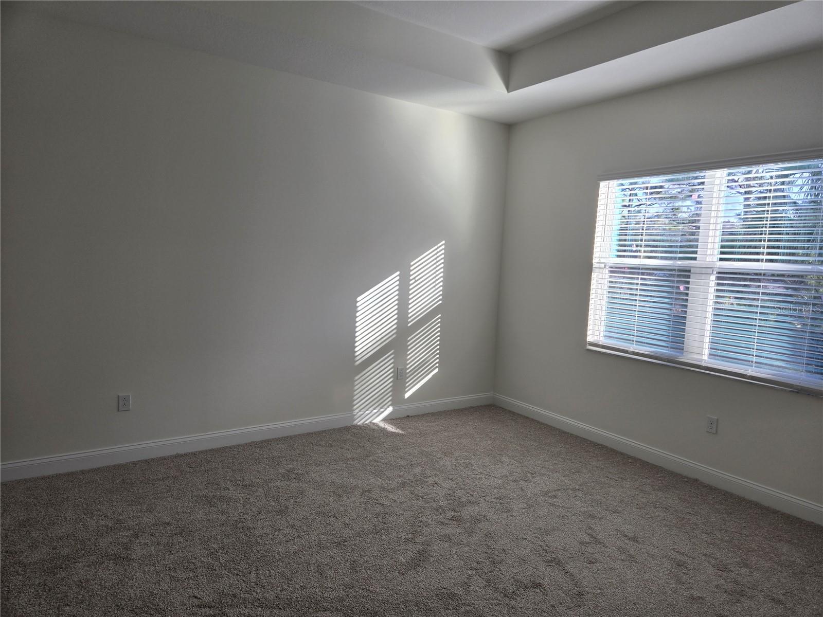 Image 14 of 16 For 797 Nevada Drive Ne