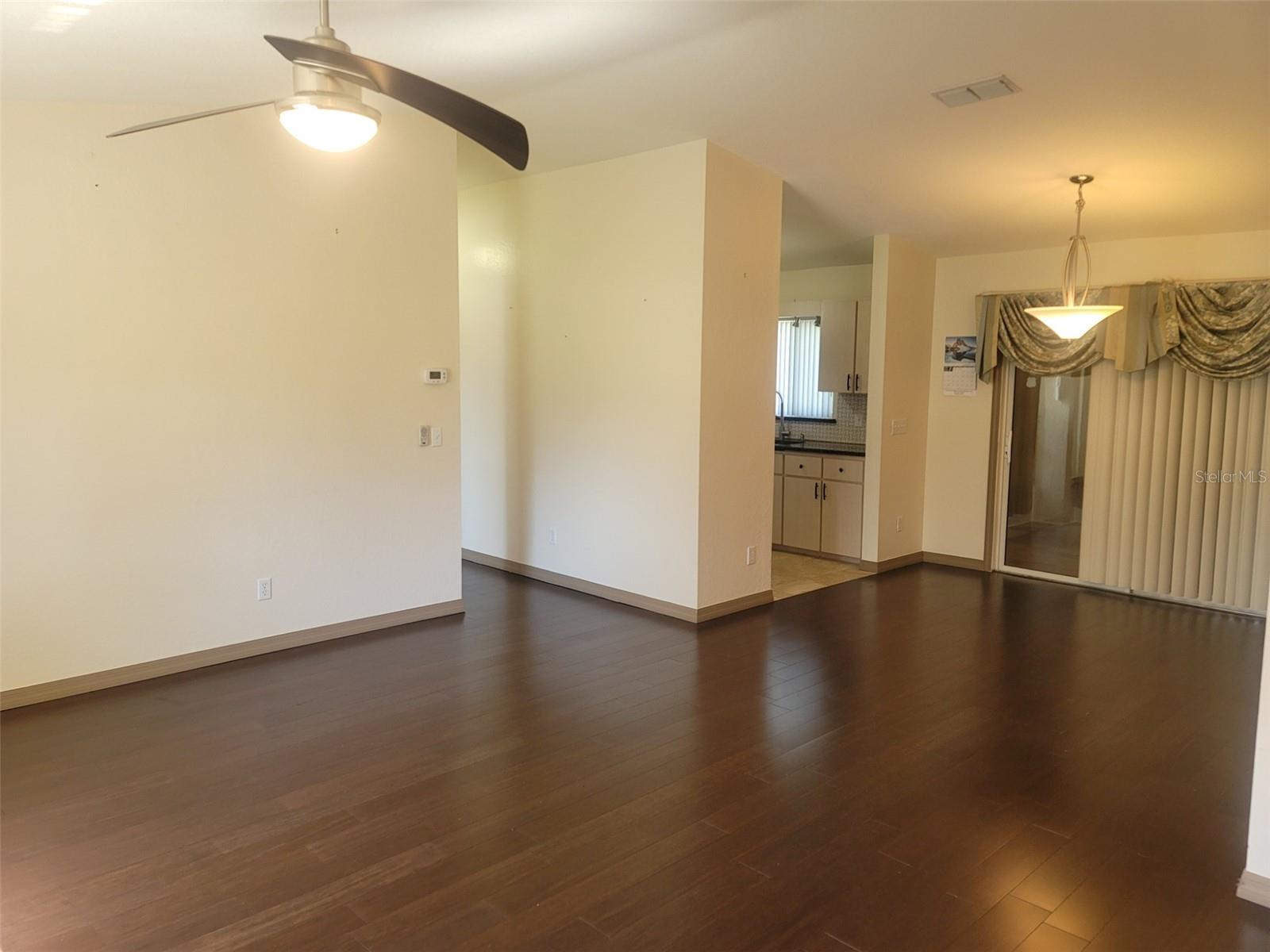 Image 4 of 24 For 10202 61st Terrace Road