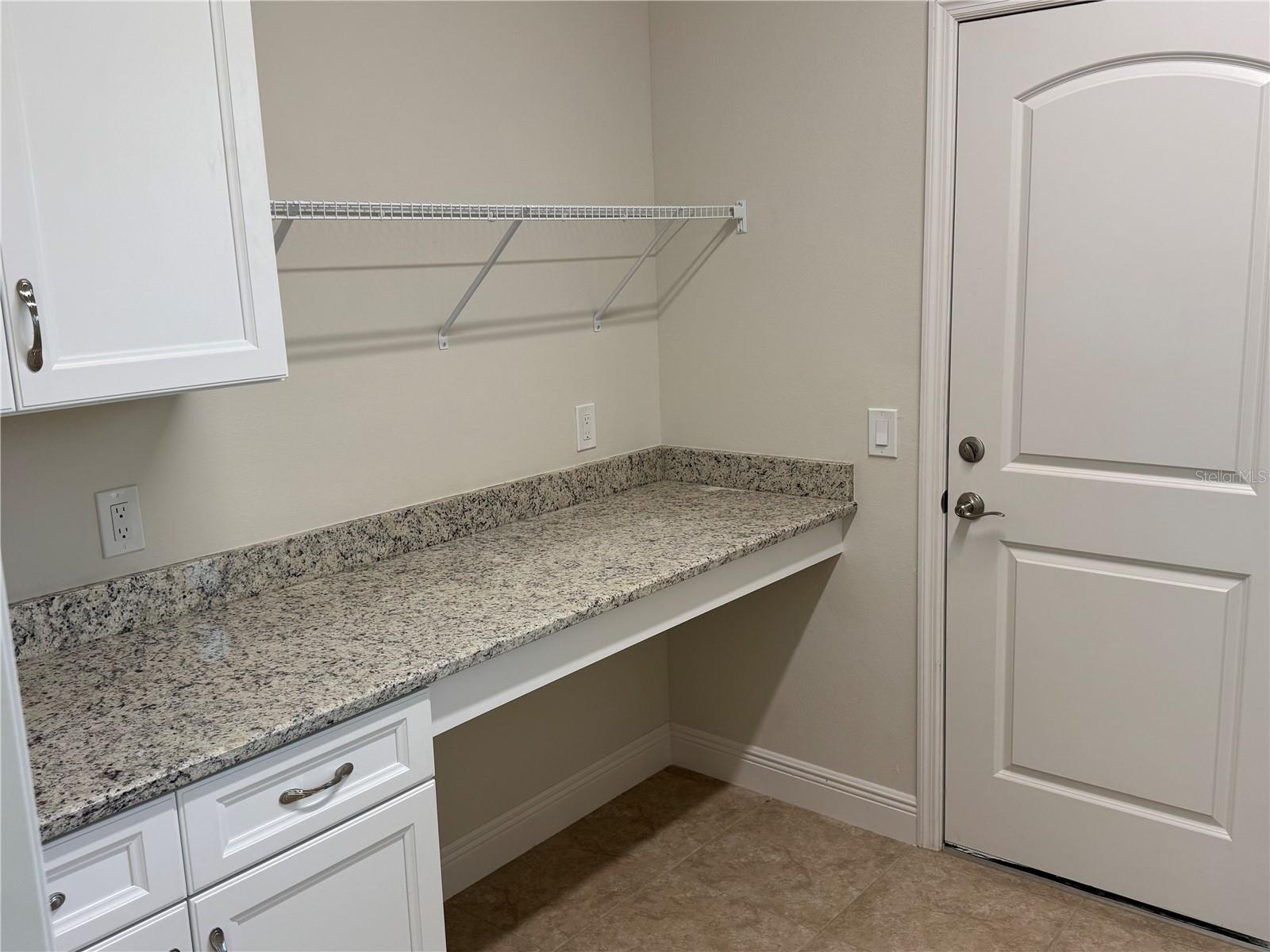 Image 6 of 18 For 3462 Sernice Street