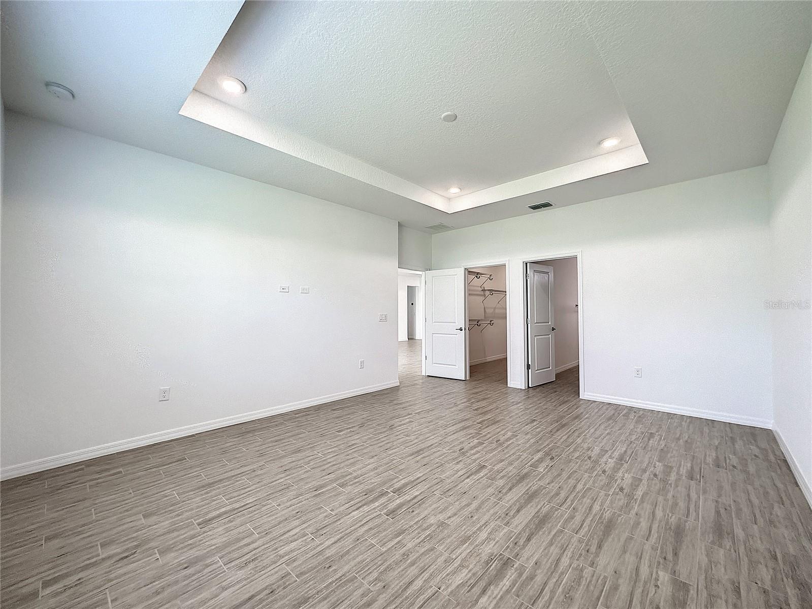 Image 23 of 53 For 6379 73rd Avenue