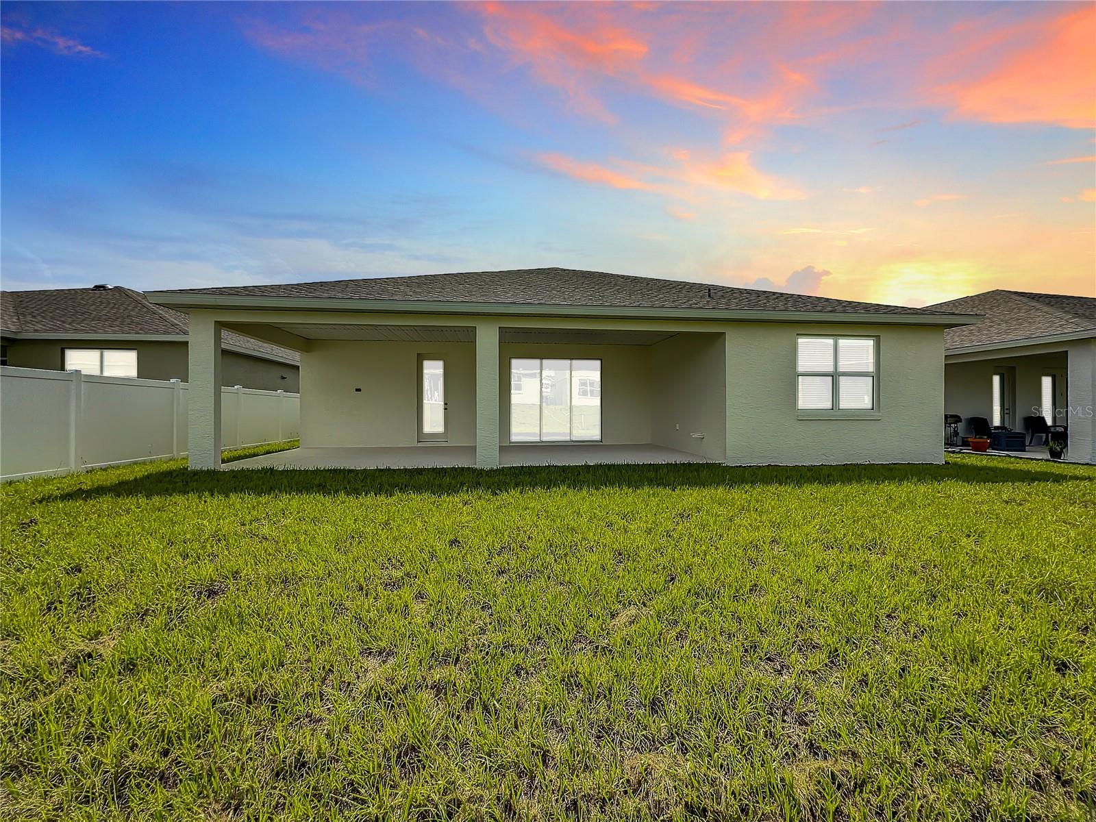 Image 4 of 53 For 6379 73rd Avenue