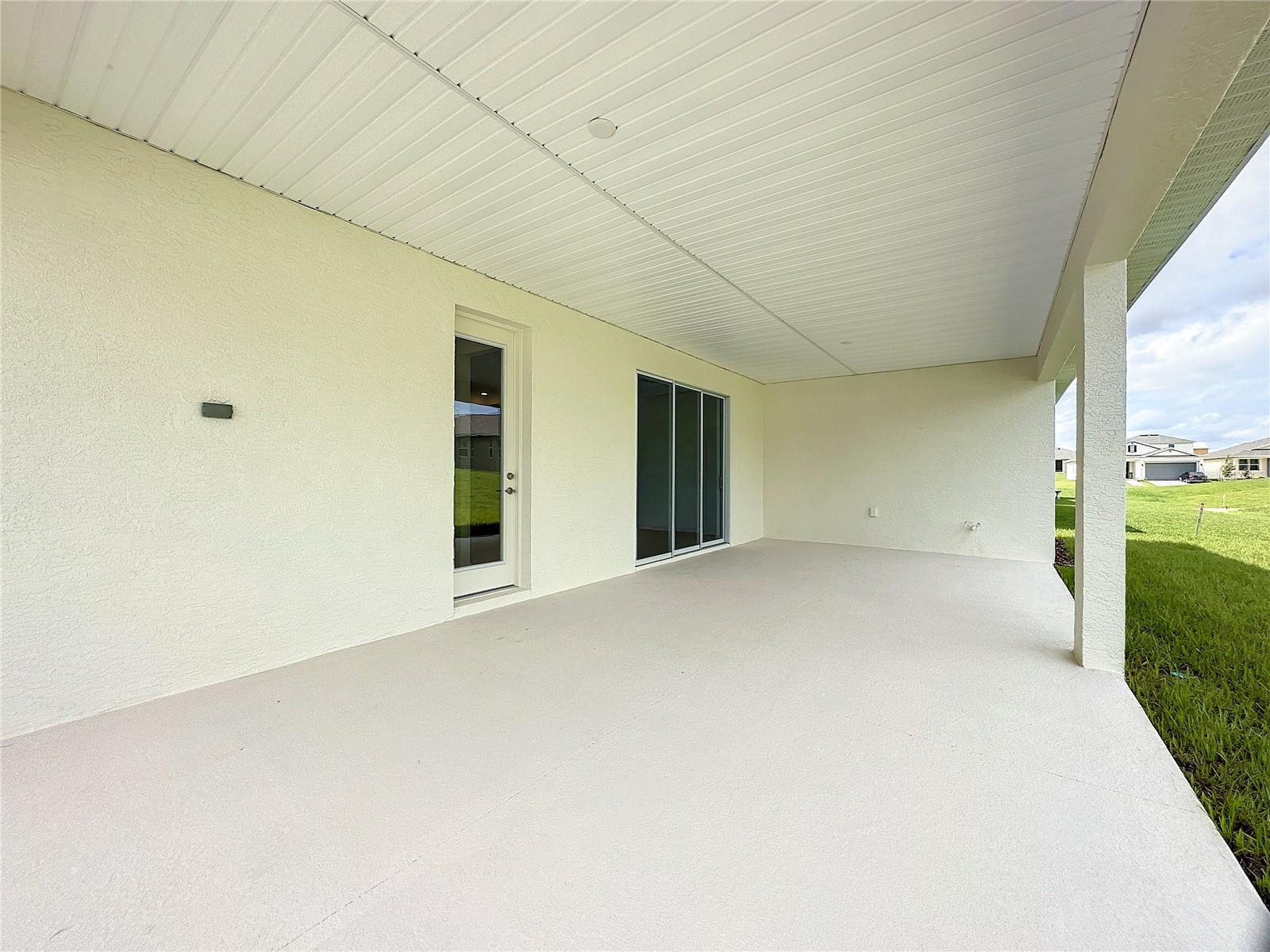 Image 41 of 53 For 6379 73rd Avenue