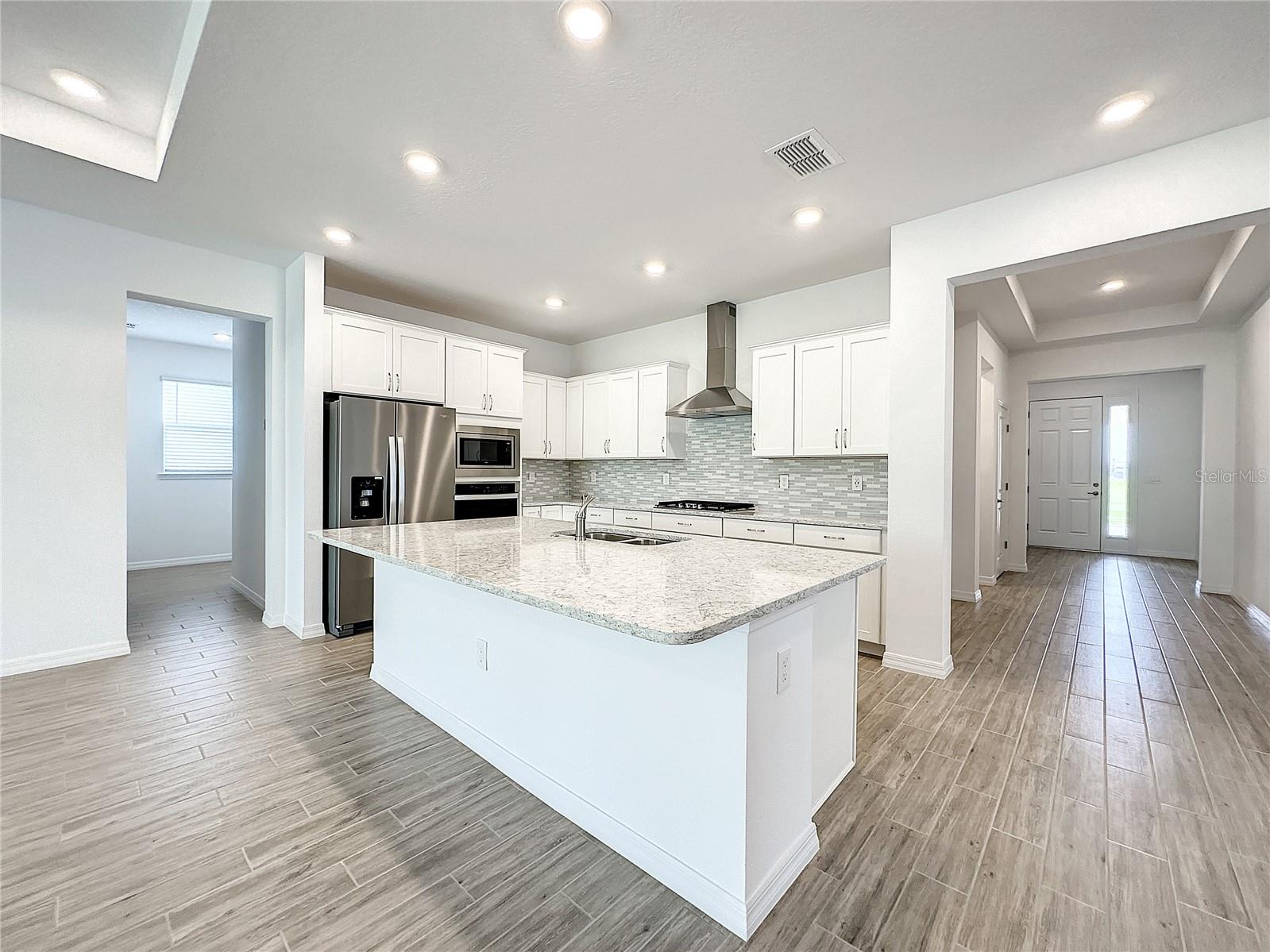 Image 9 of 53 For 6379 73rd Avenue