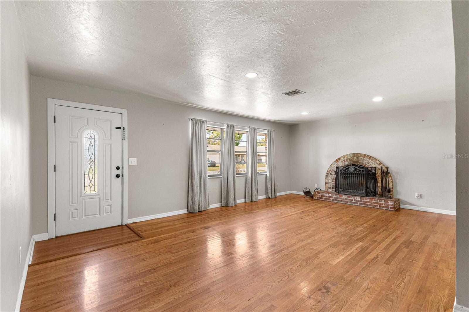 Image 13 of 37 For 5721 21st Lane