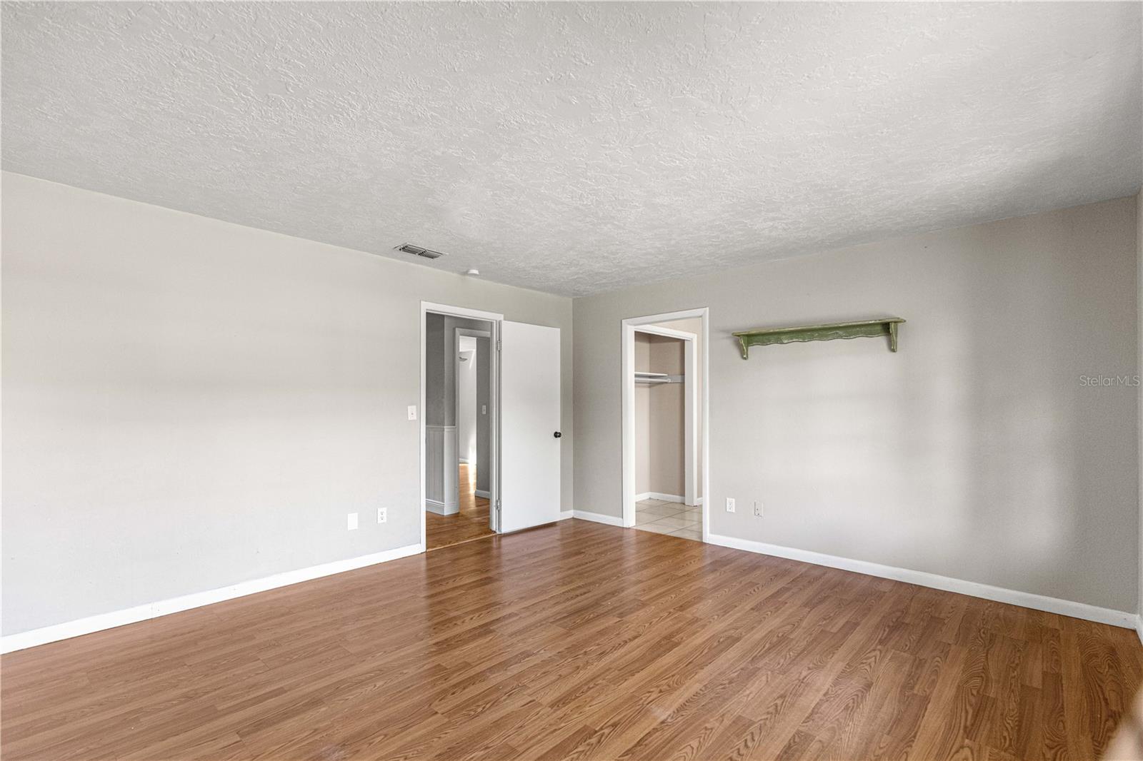 Image 22 of 37 For 5721 21st Lane