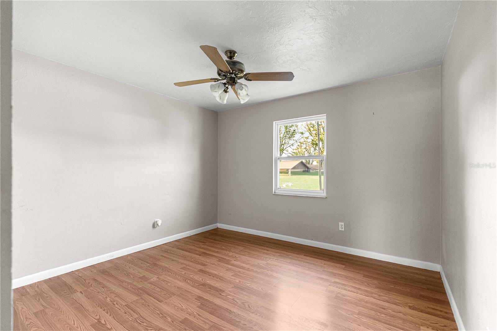 Image 32 of 37 For 5721 21st Lane