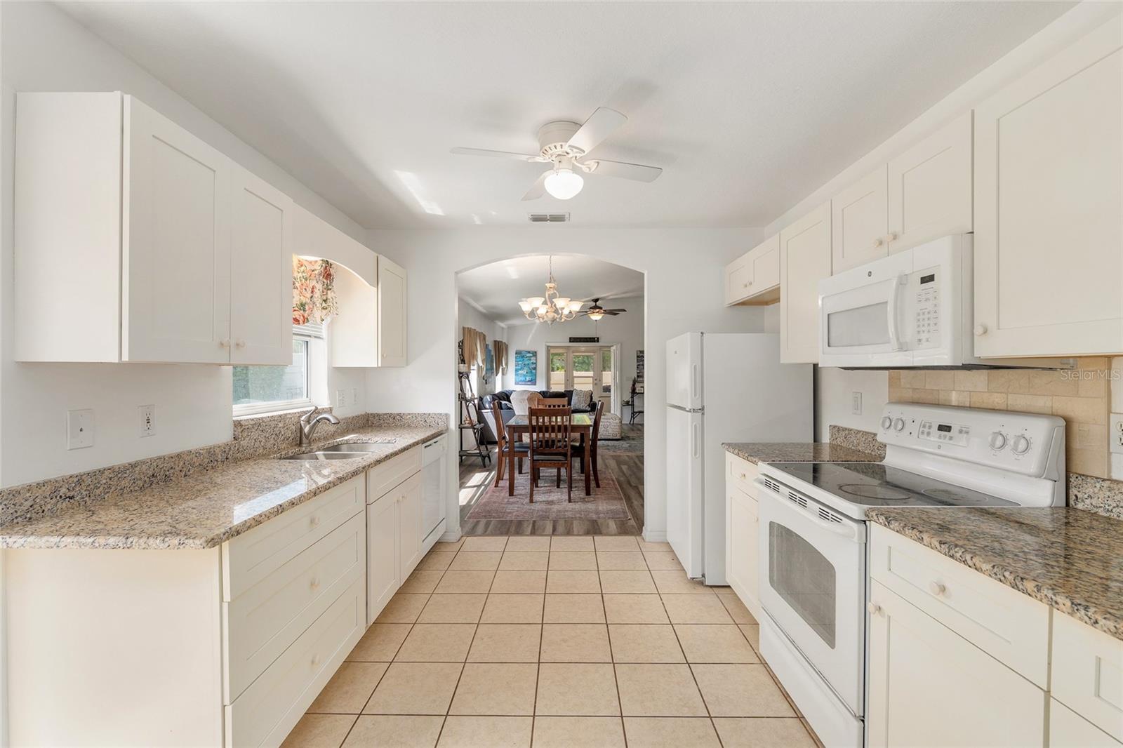 Image 11 of 42 For 14160 85th Avenue