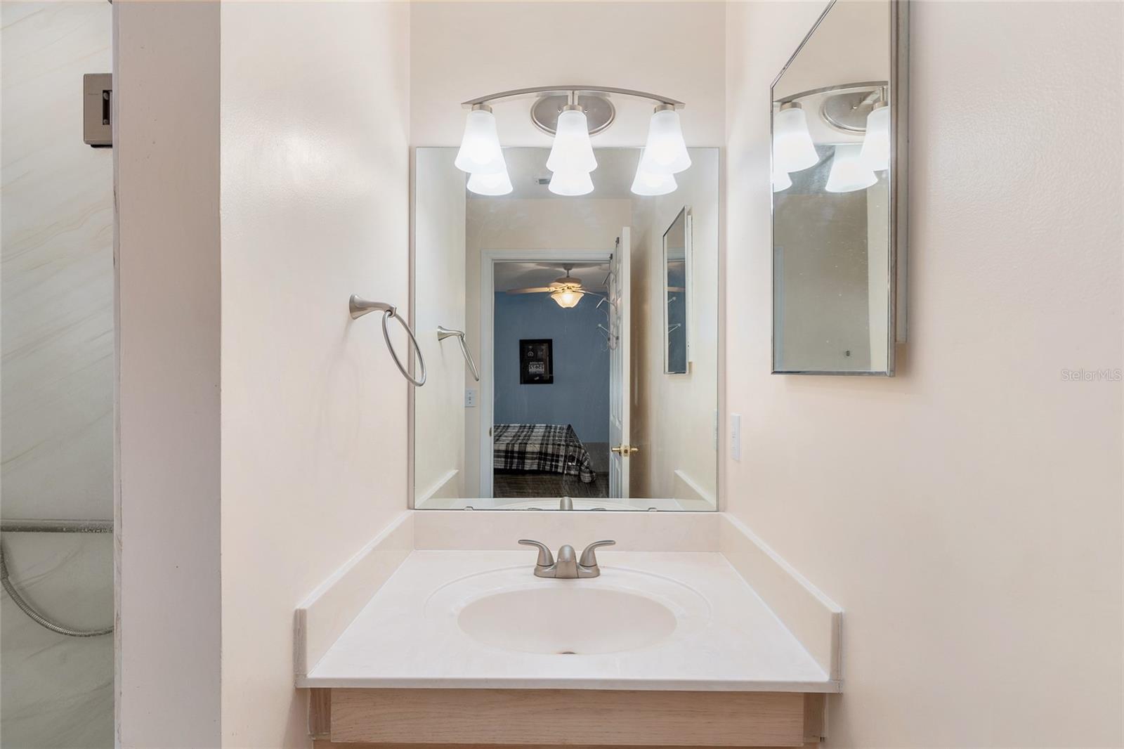 Image 26 of 42 For 14160 85th Avenue