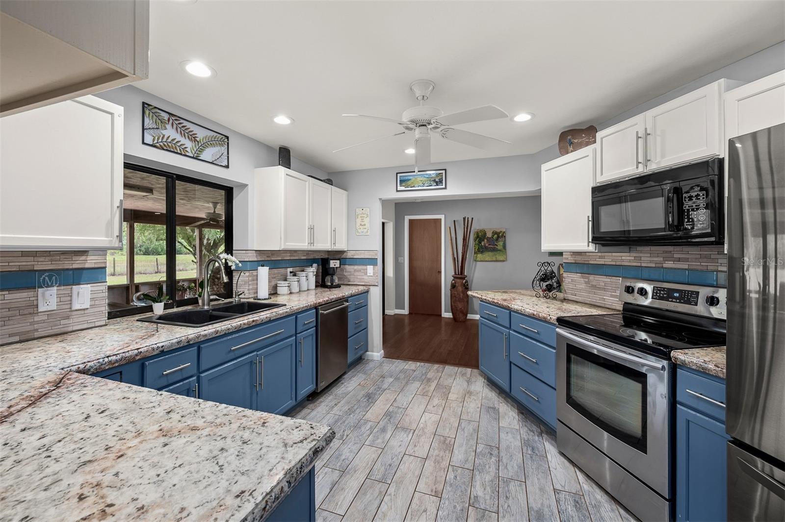 Image 9 of 51 For 11291 Deal Road