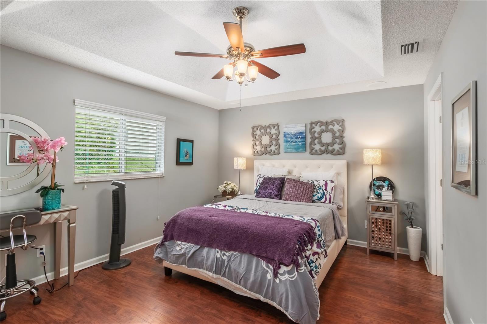 Image 17 of 43 For 1918 50th Avenue