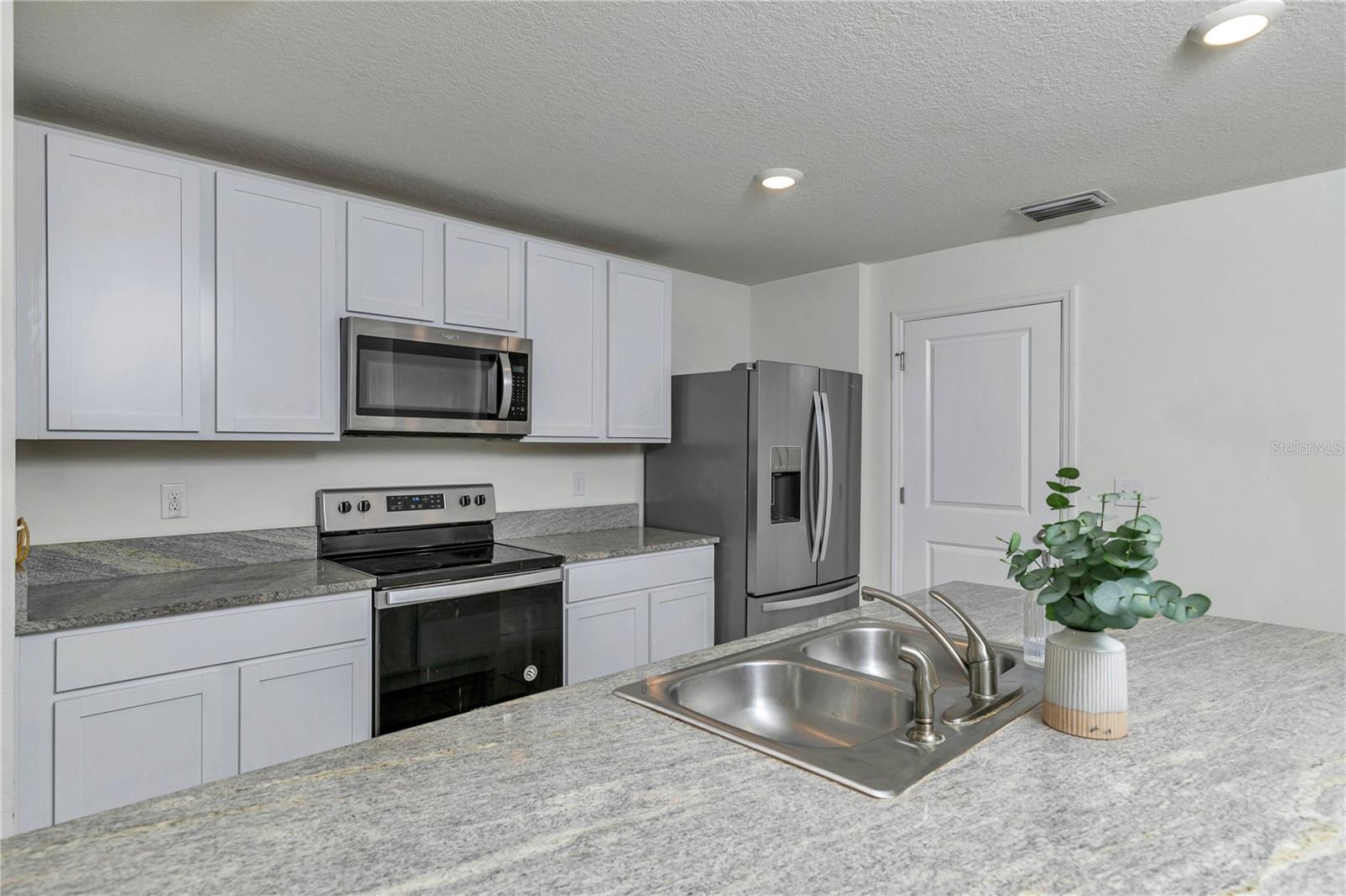 Image 19 of 45 For 8696 49th Circle