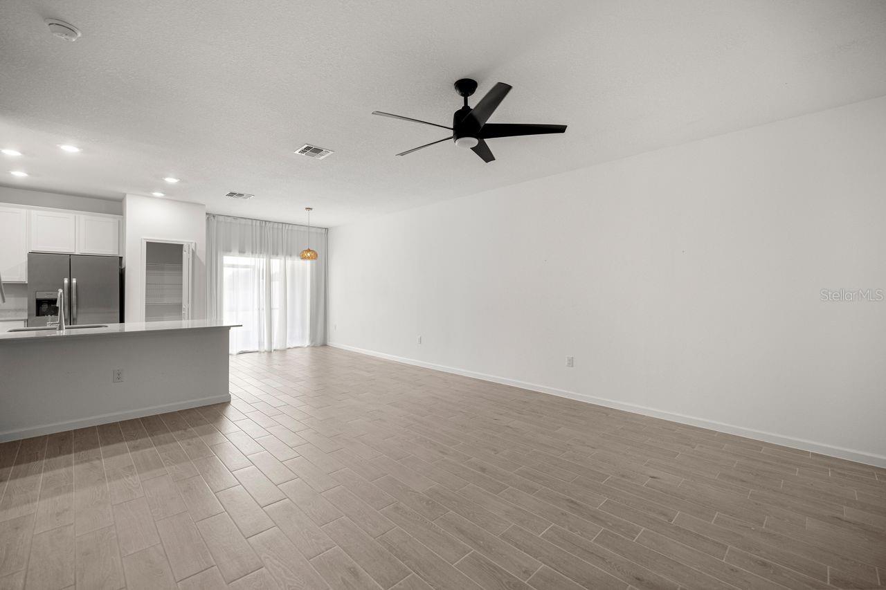 Image 4 of 26 For 3353 37 Ave Road