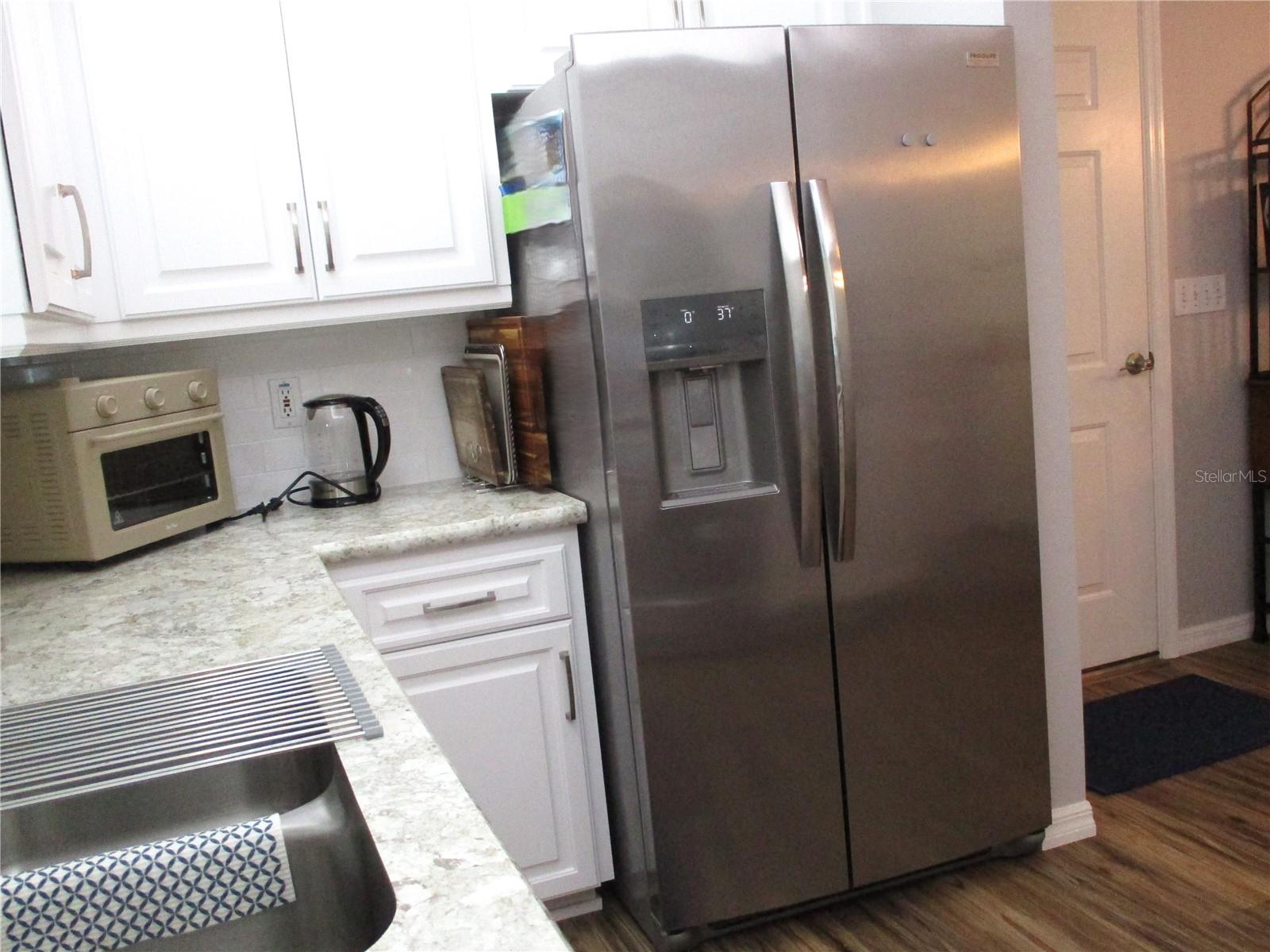 Image 16 of 76 For 13908 114th Circle