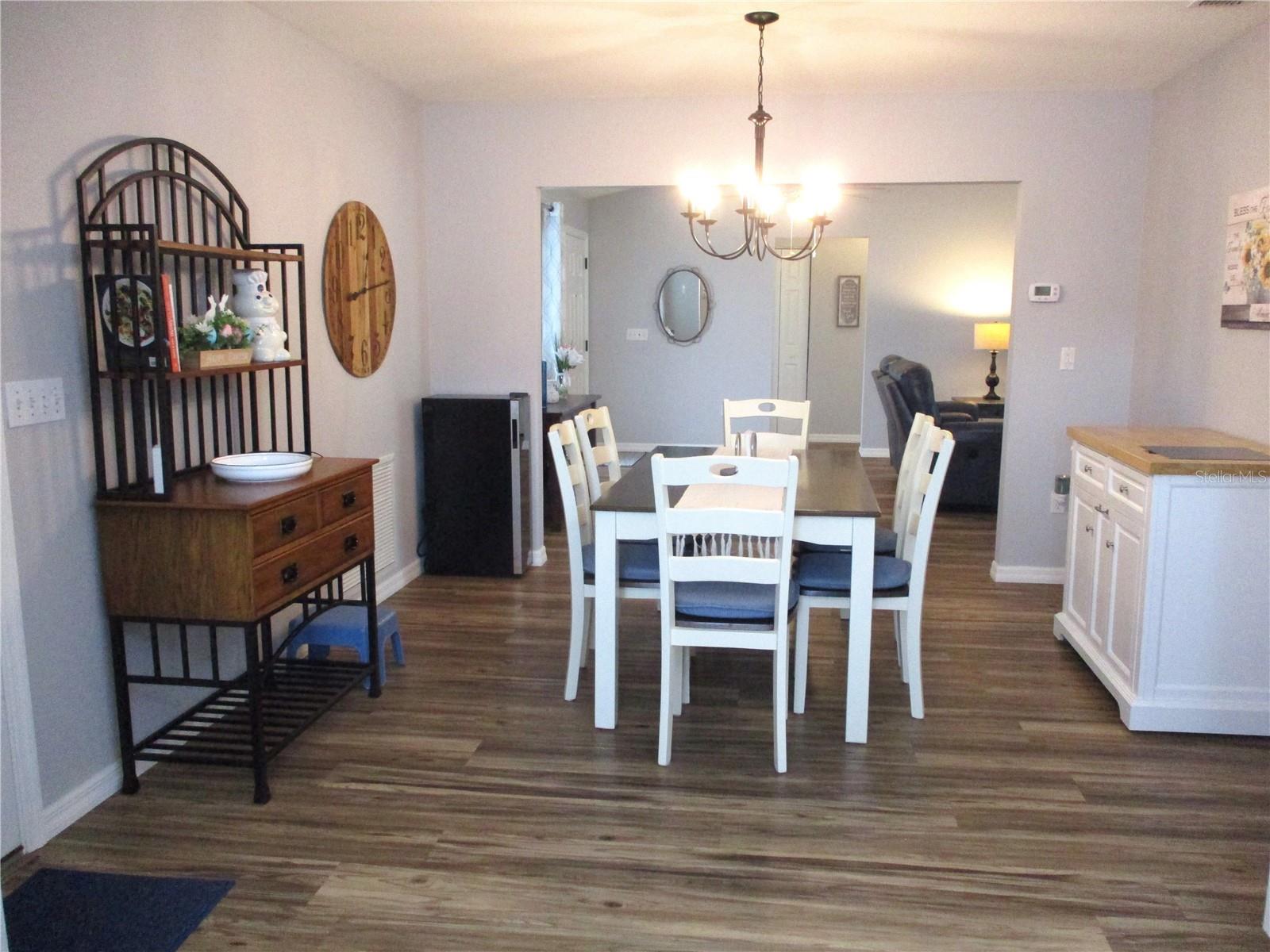 Image 18 of 76 For 13908 114th Circle