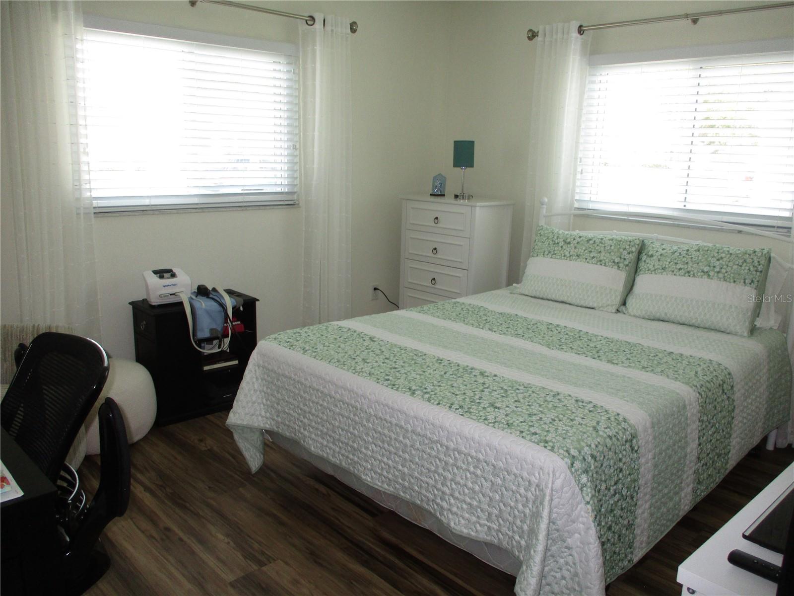 Image 32 of 76 For 13908 114th Circle