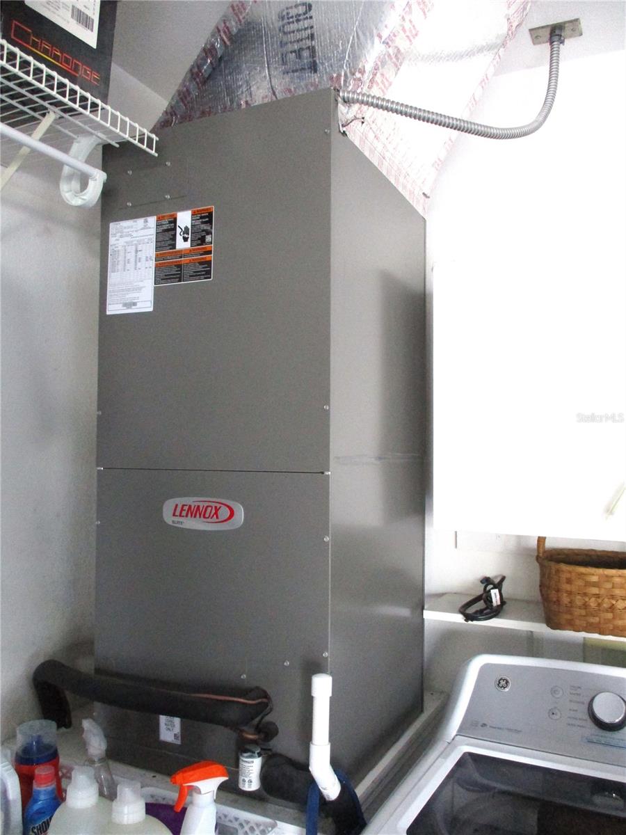 Image 46 of 76 For 13908 114th Circle