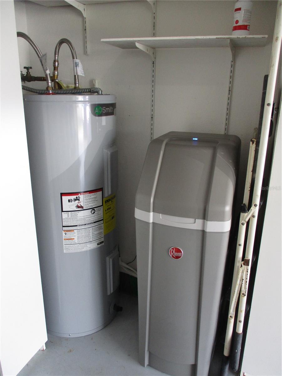 Image 48 of 76 For 13908 114th Circle