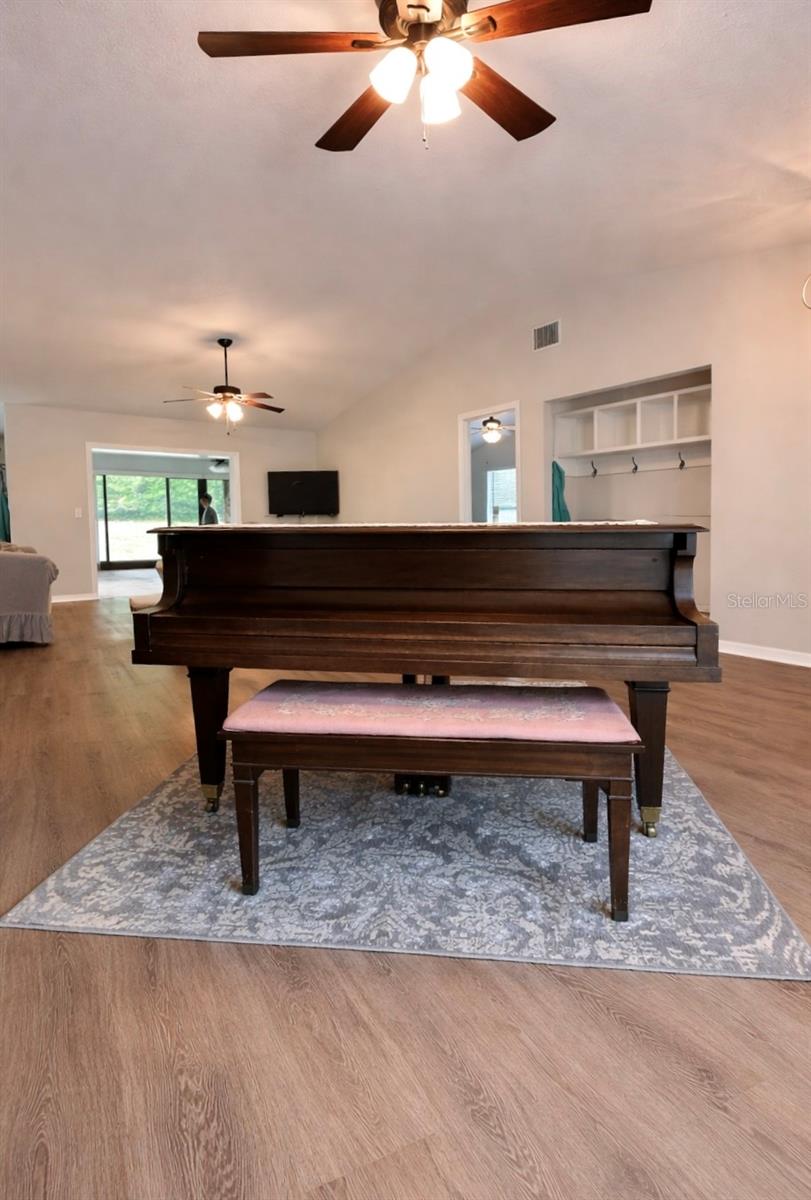 Image 6 of 24 For 8830 196th Terrace Road