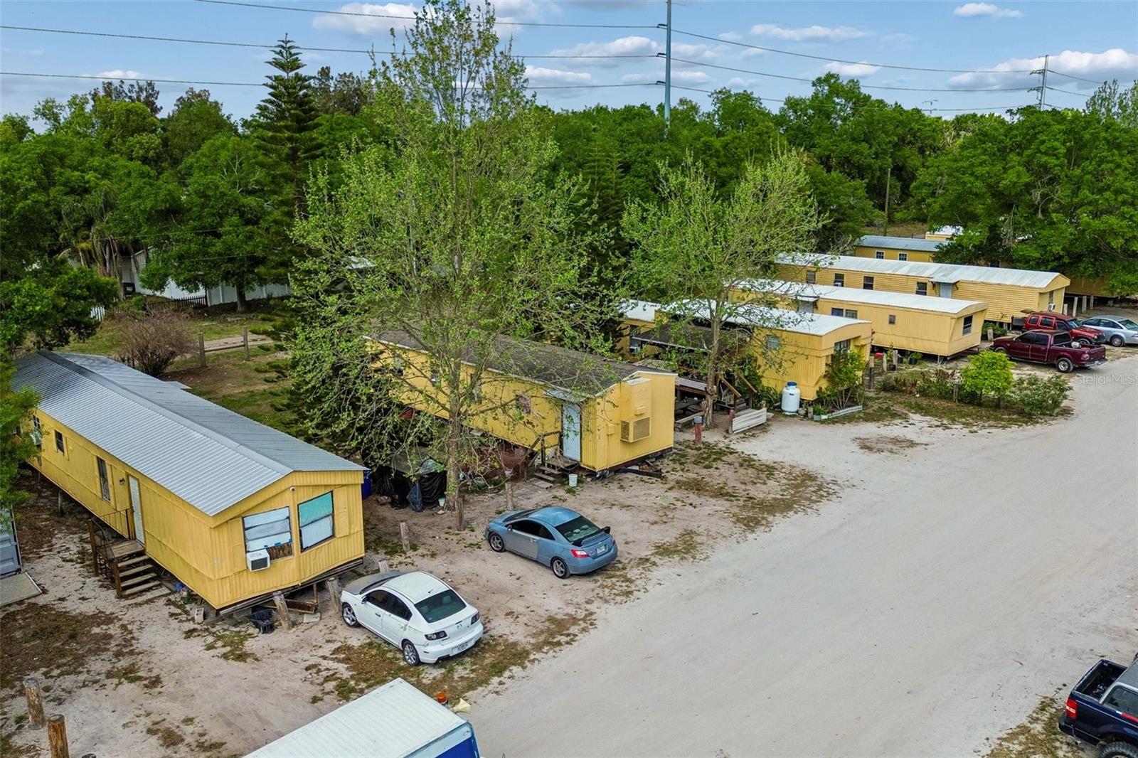 Image 12 of 34 For 610 Railroad Street