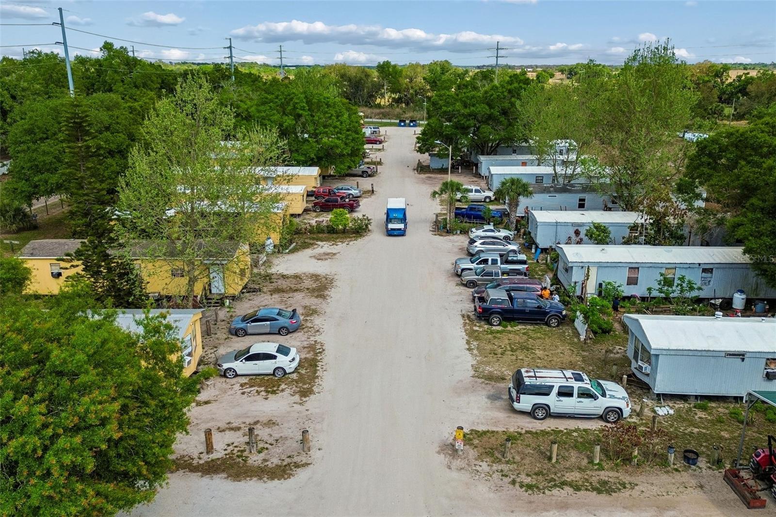 Image 13 of 34 For 610 Railroad Street