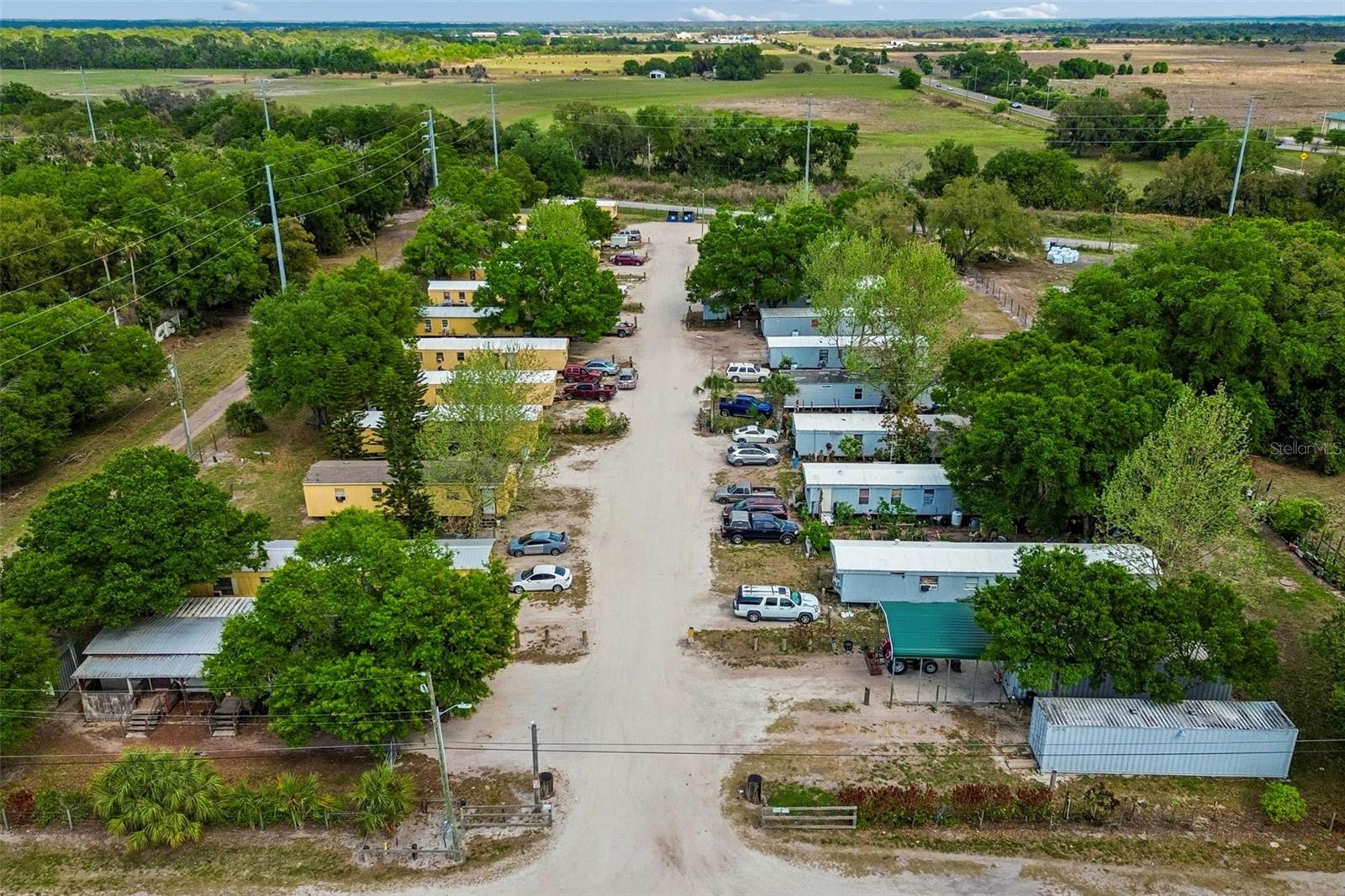 Image 15 of 34 For 610 Railroad Street