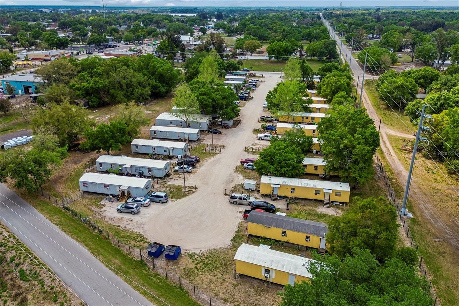 Image 16 of 34 For 610 Railroad Street