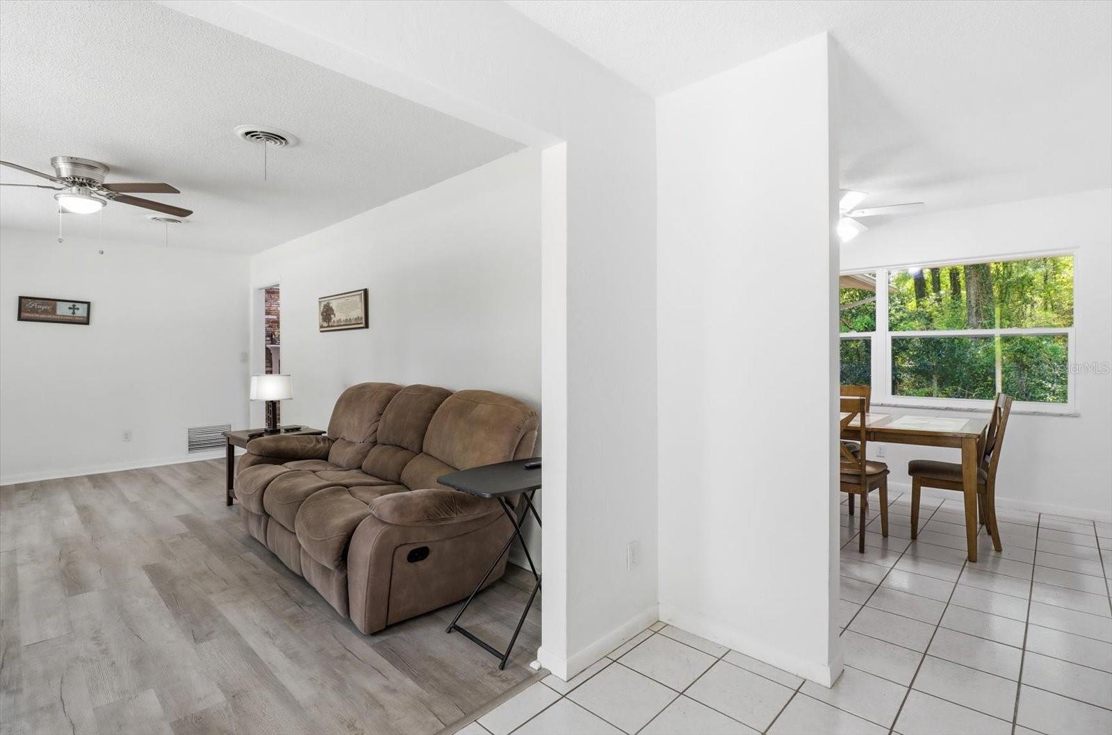 Image 11 of 75 For 24576 Falcon Avenue