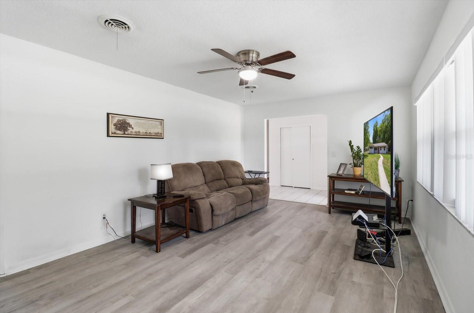 Image 15 of 75 For 24576 Falcon Avenue