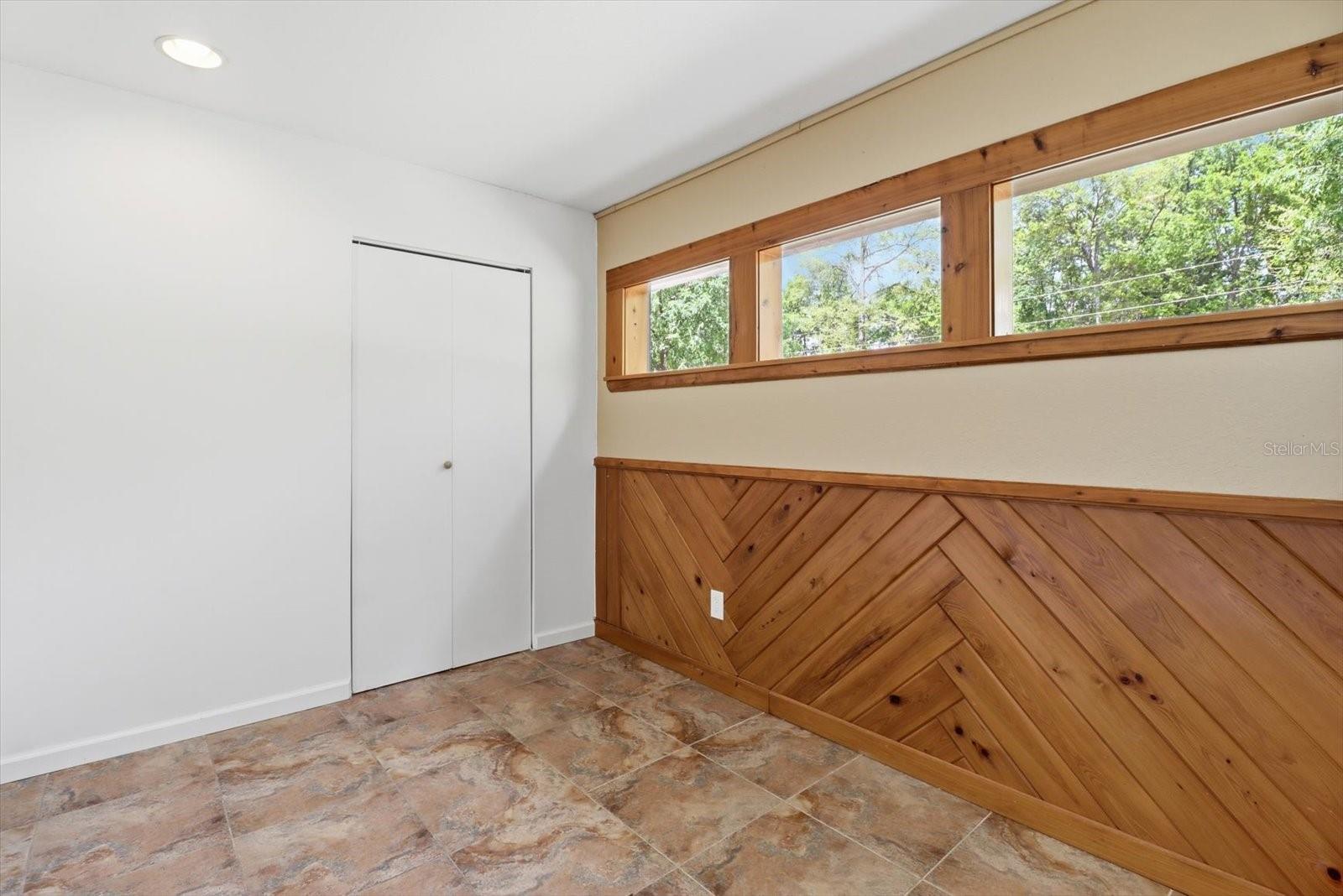 Image 33 of 75 For 24576 Falcon Avenue