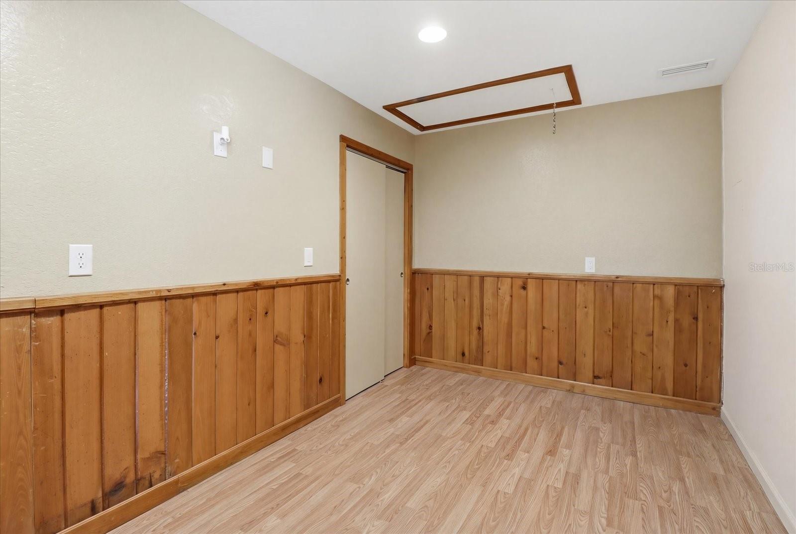 Image 36 of 75 For 24576 Falcon Avenue