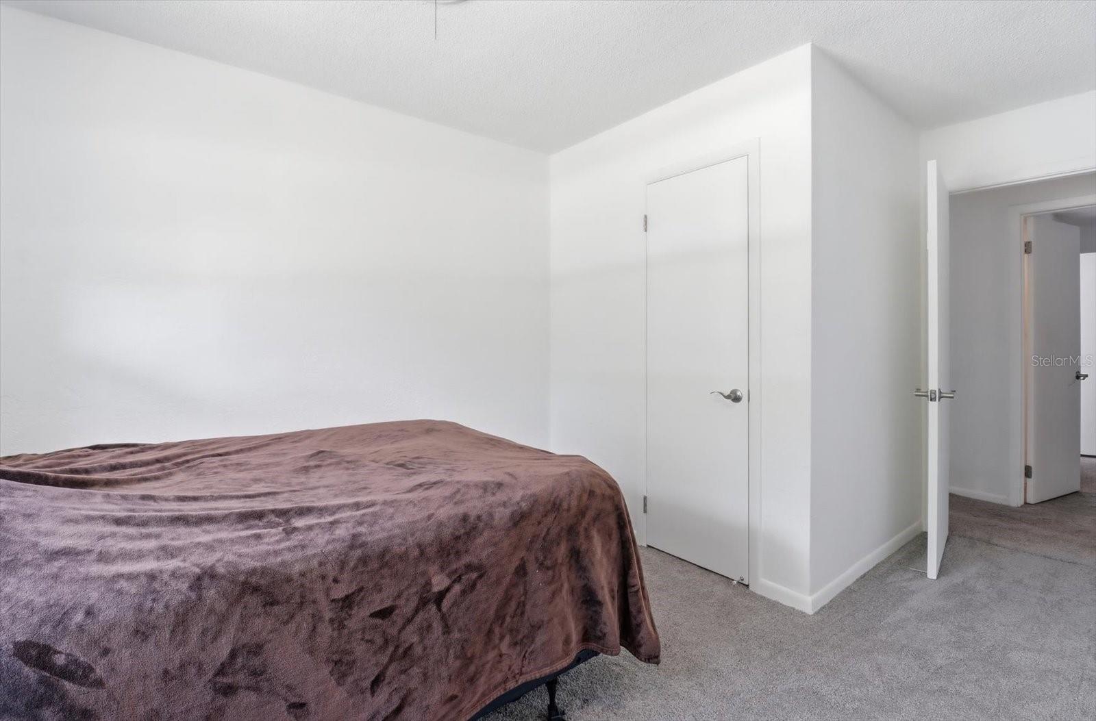 Image 39 of 75 For 24576 Falcon Avenue