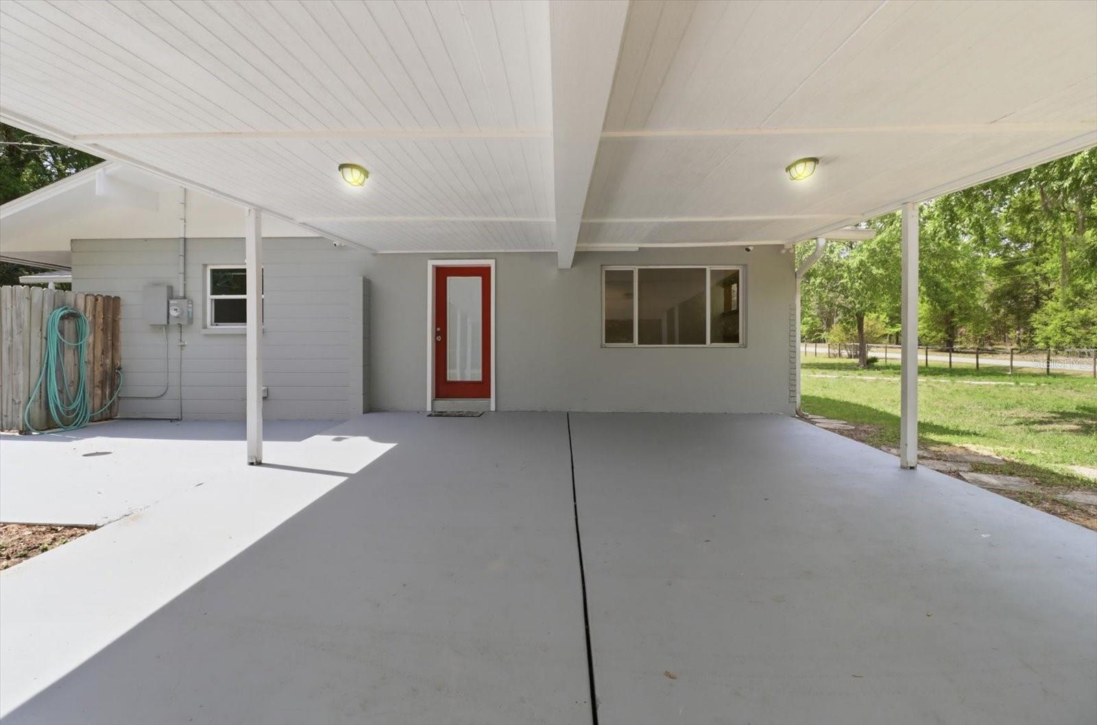 Image 4 of 75 For 24576 Falcon Avenue