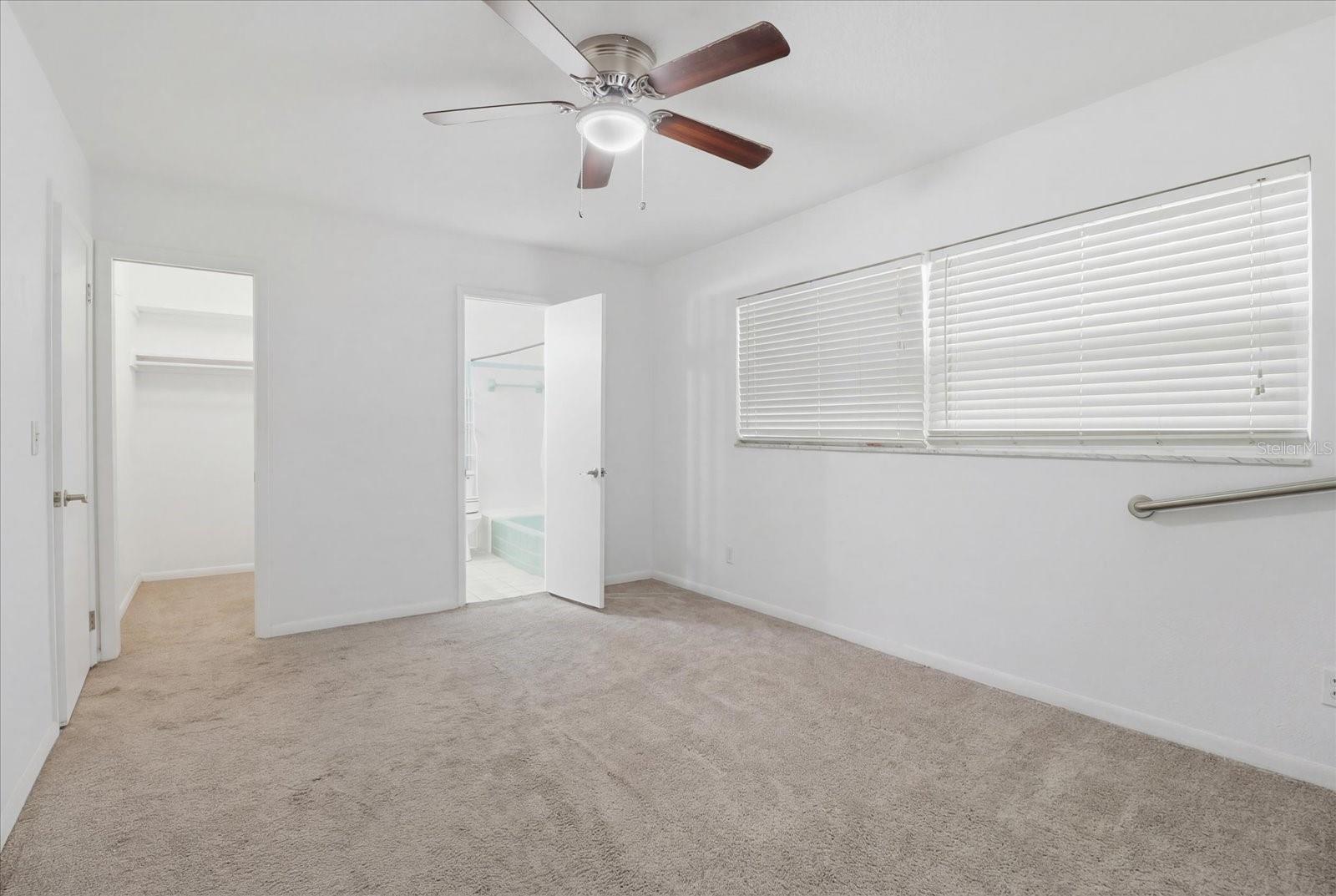 Image 52 of 75 For 24576 Falcon Avenue