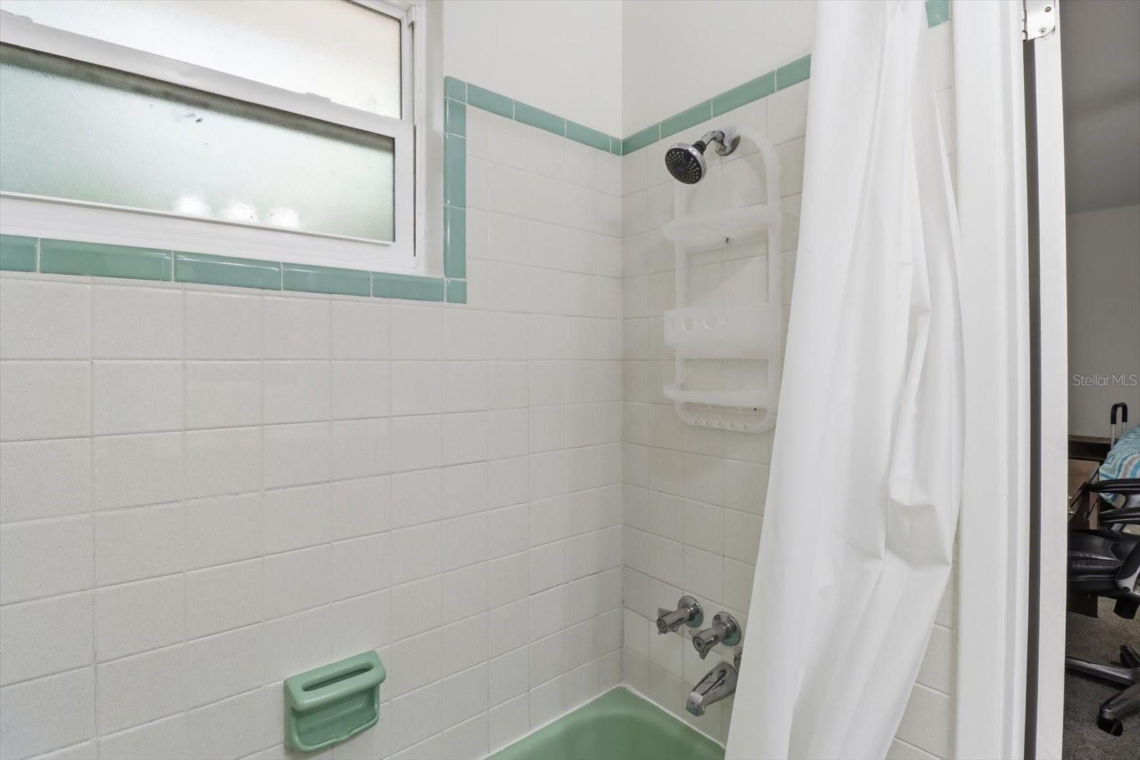 Image 55 of 75 For 24576 Falcon Avenue