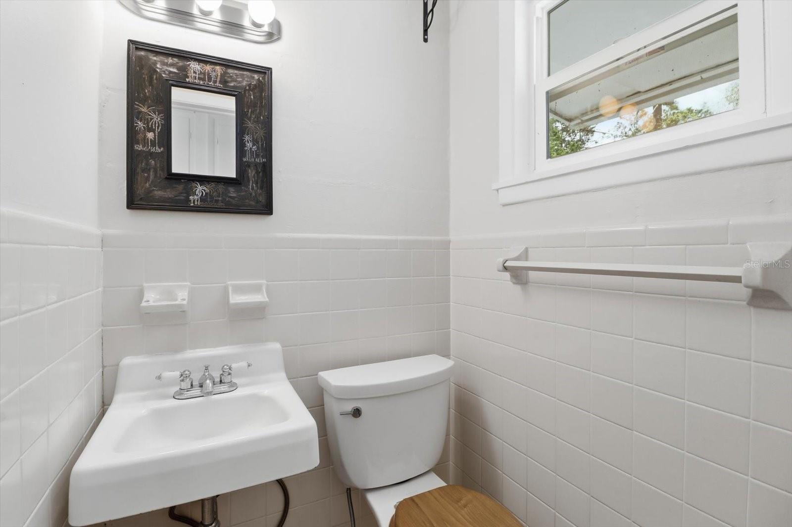 Image 57 of 75 For 24576 Falcon Avenue