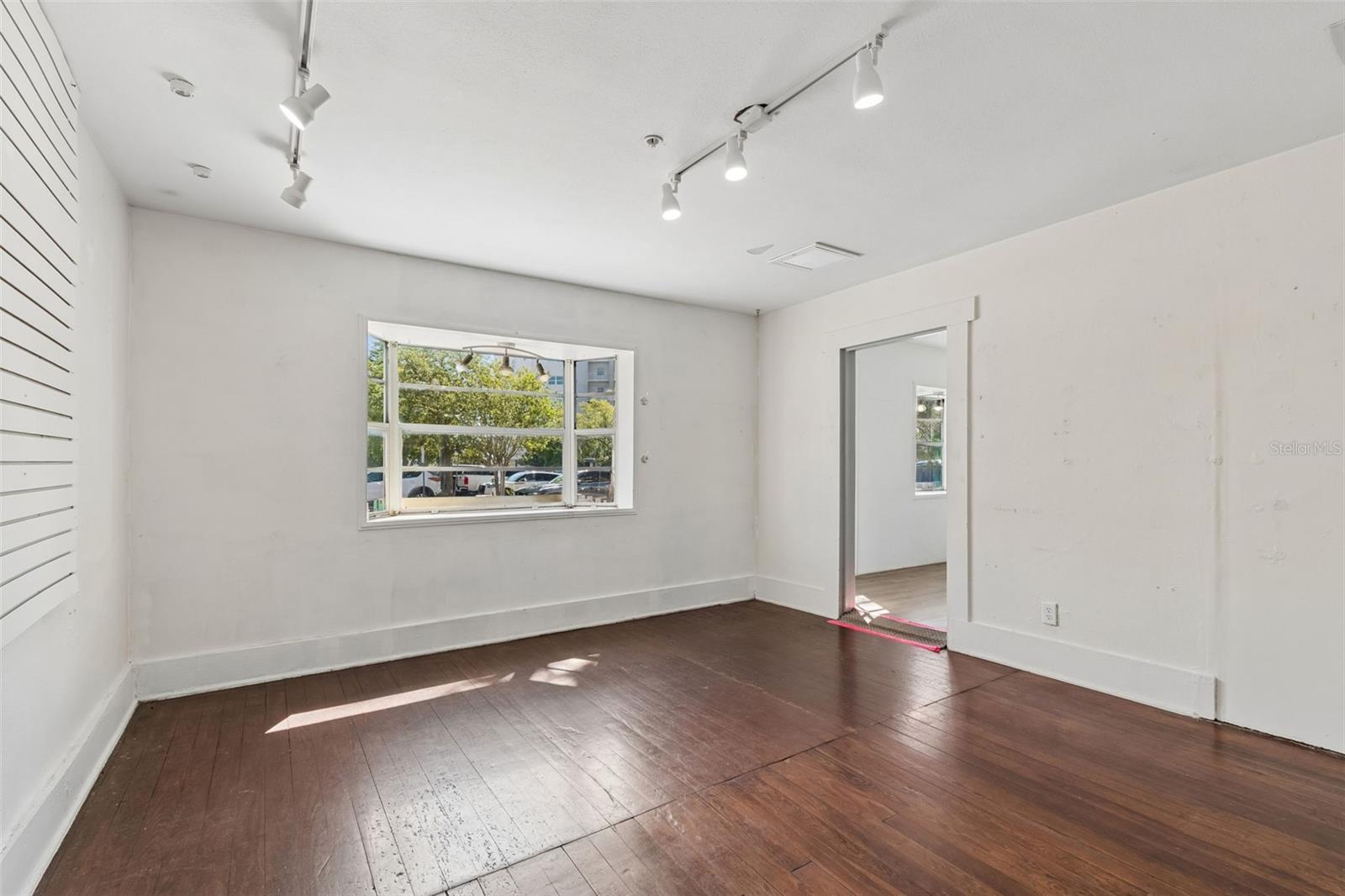 Image 12 of 51 For 123 2nd Avenue S