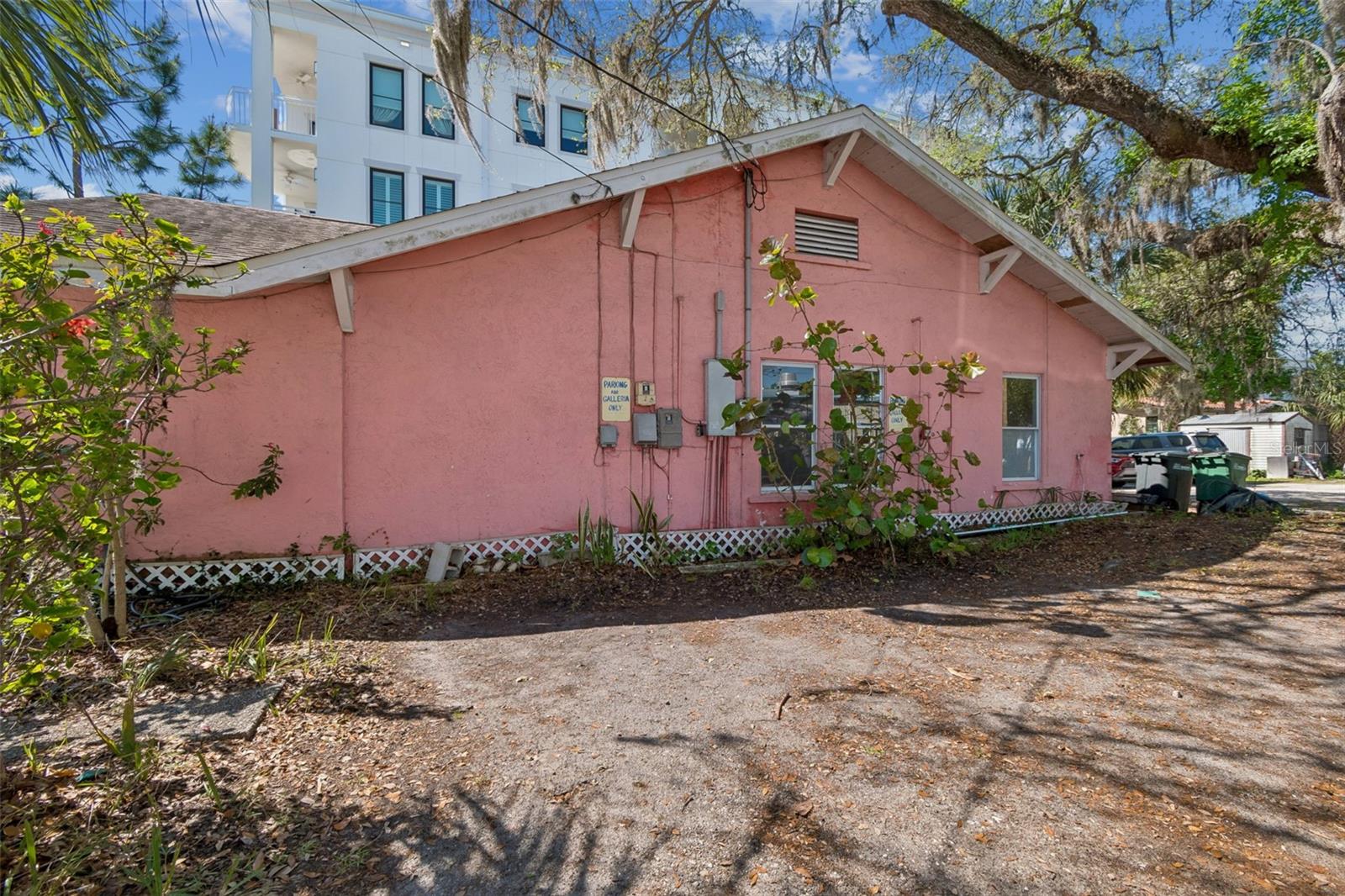 Image 29 of 51 For 123 2nd Avenue S