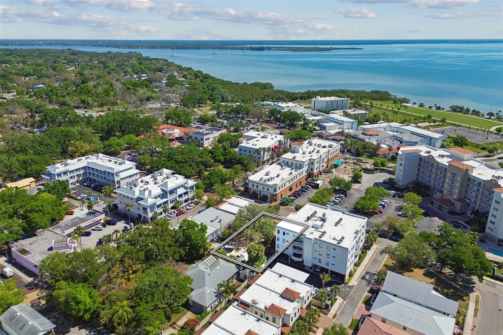 Image 41 of 51 For 123 2nd Avenue S