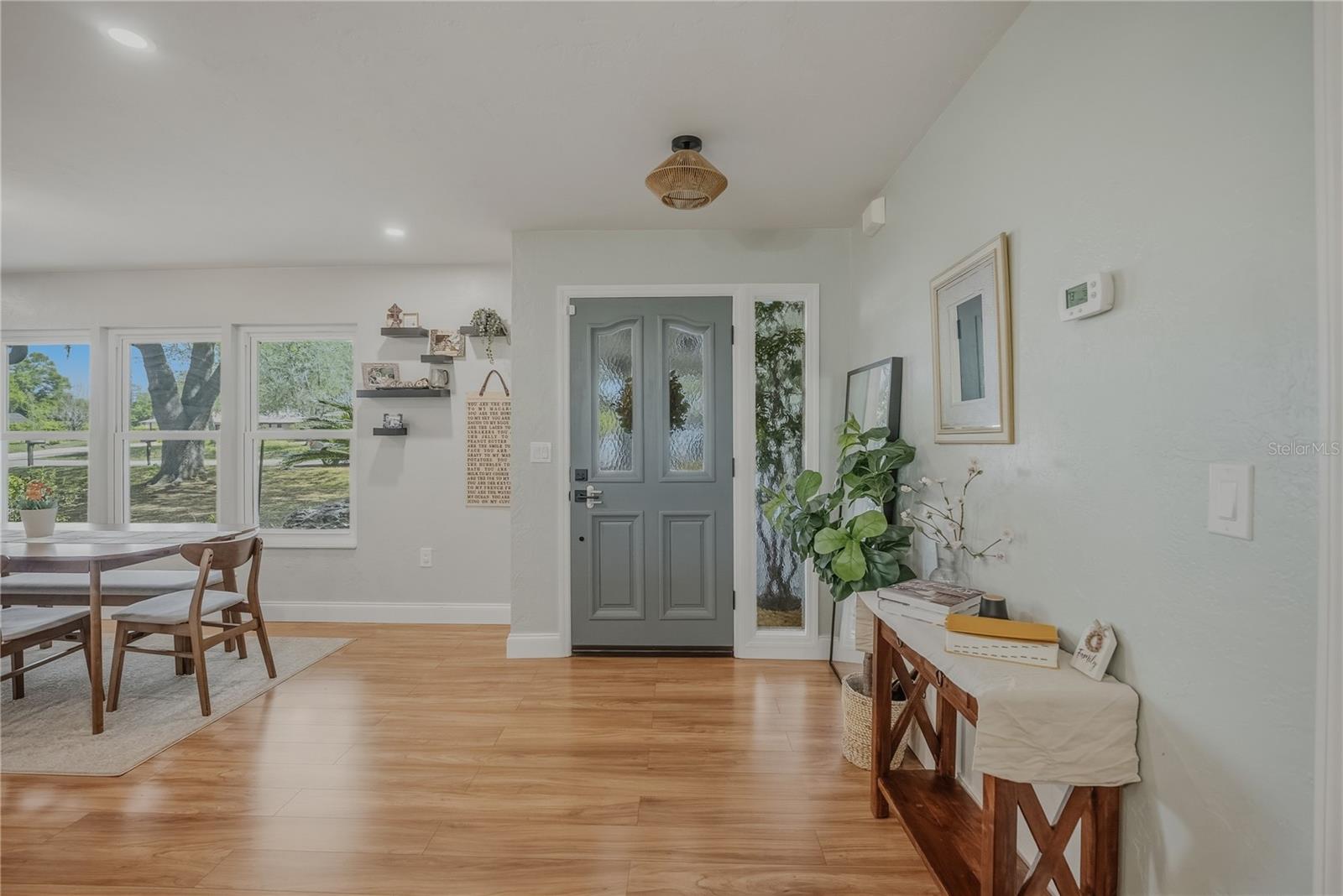 Image 10 of 49 For 19810 85th Loop