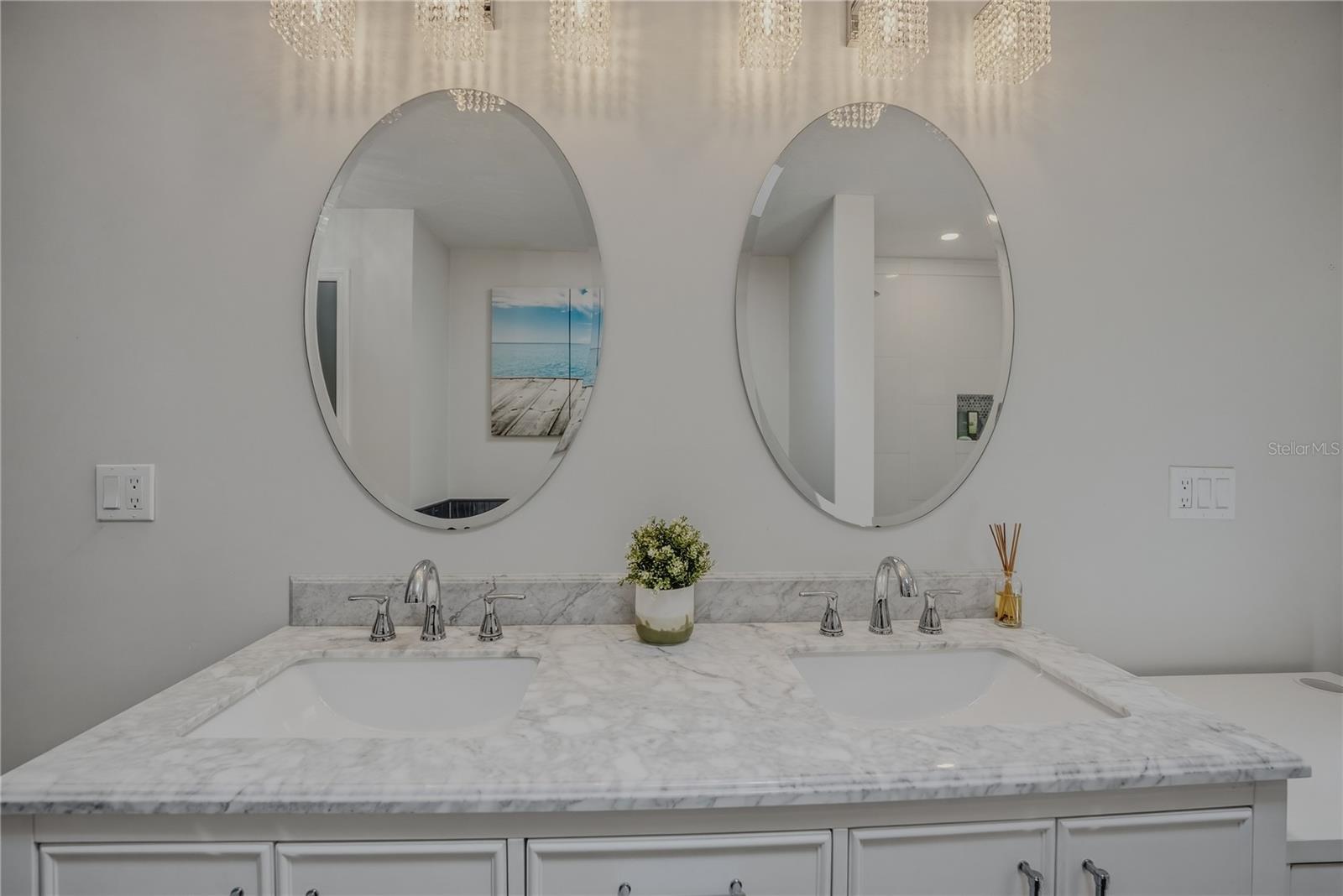 Image 34 of 49 For 19810 85th Loop