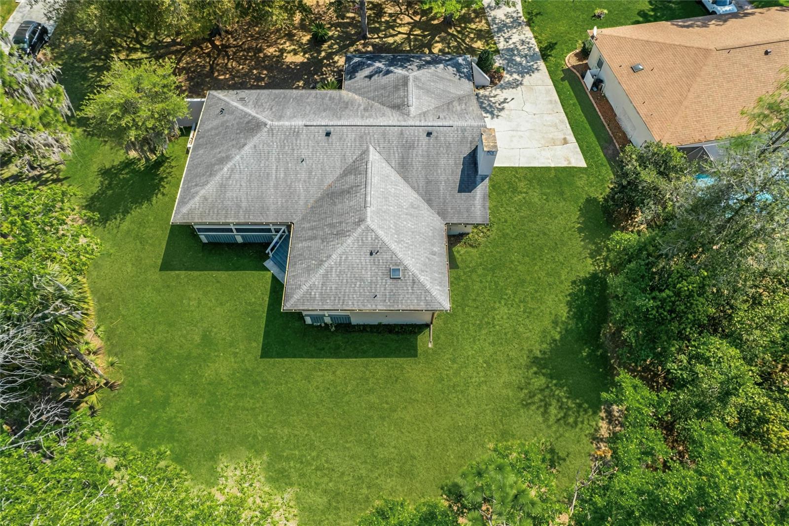 Image 9 of 49 For 19810 85th Loop