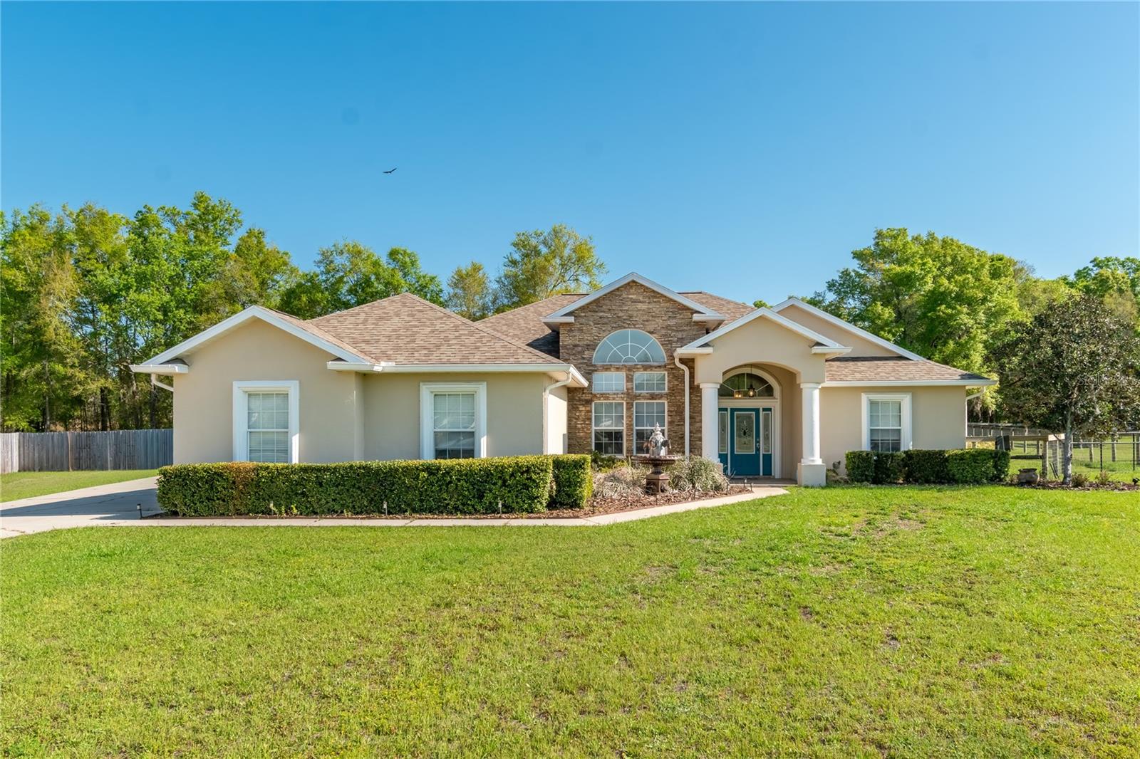 Image 3 of 49 For 340 113th Circle