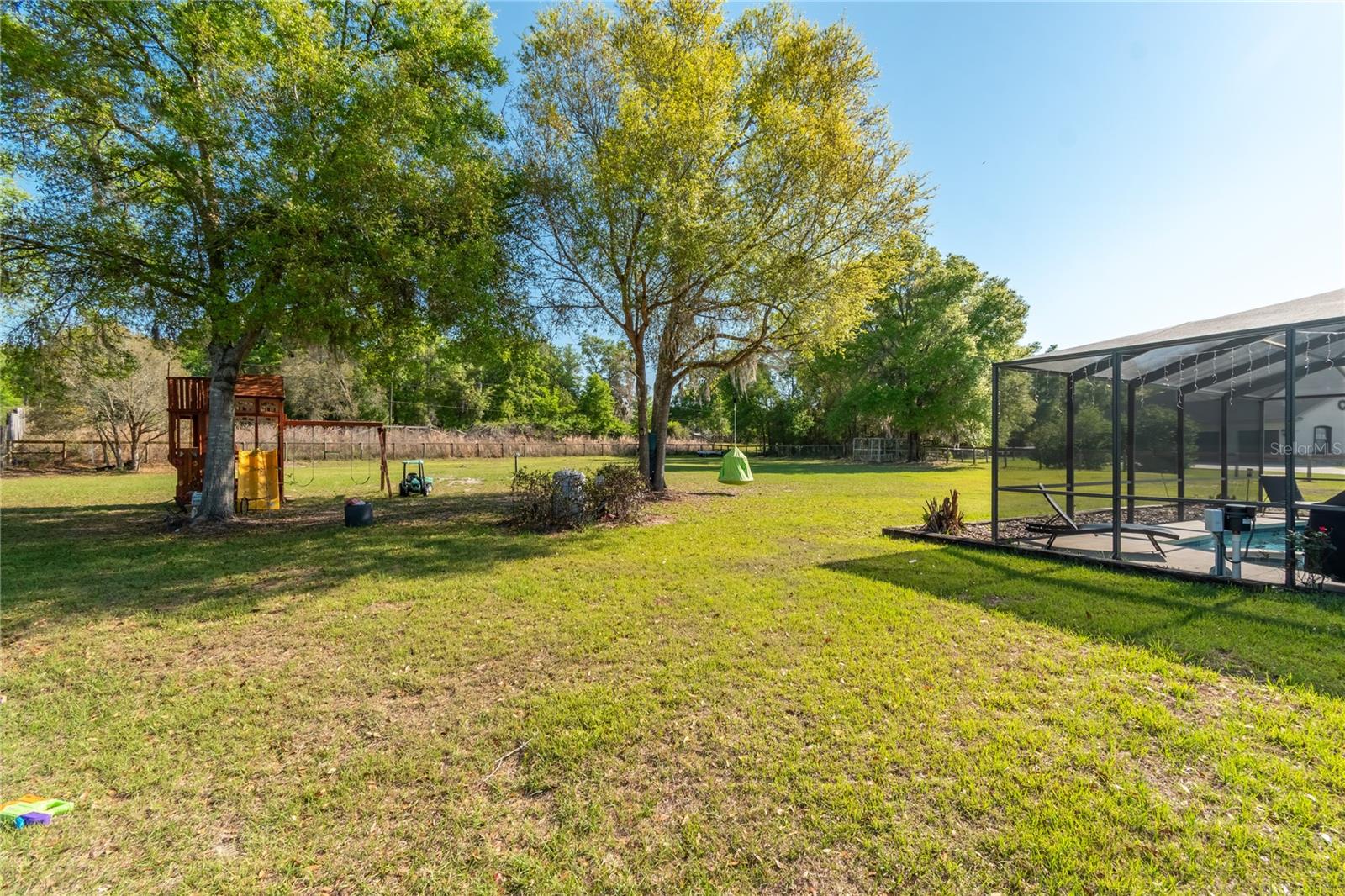 Image 35 of 49 For 340 113th Circle