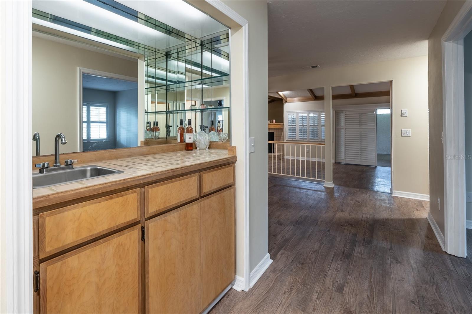 Image 2 of 41 For 1720 38 Avenue