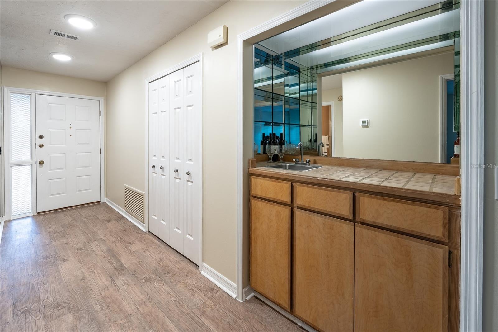 Image 31 of 41 For 1720 38 Avenue