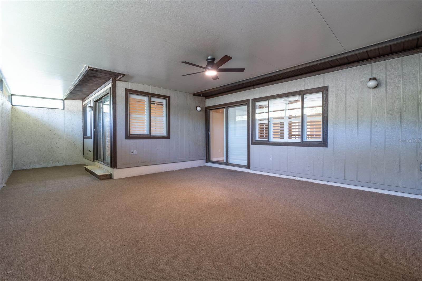 Image 33 of 41 For 1720 38 Avenue