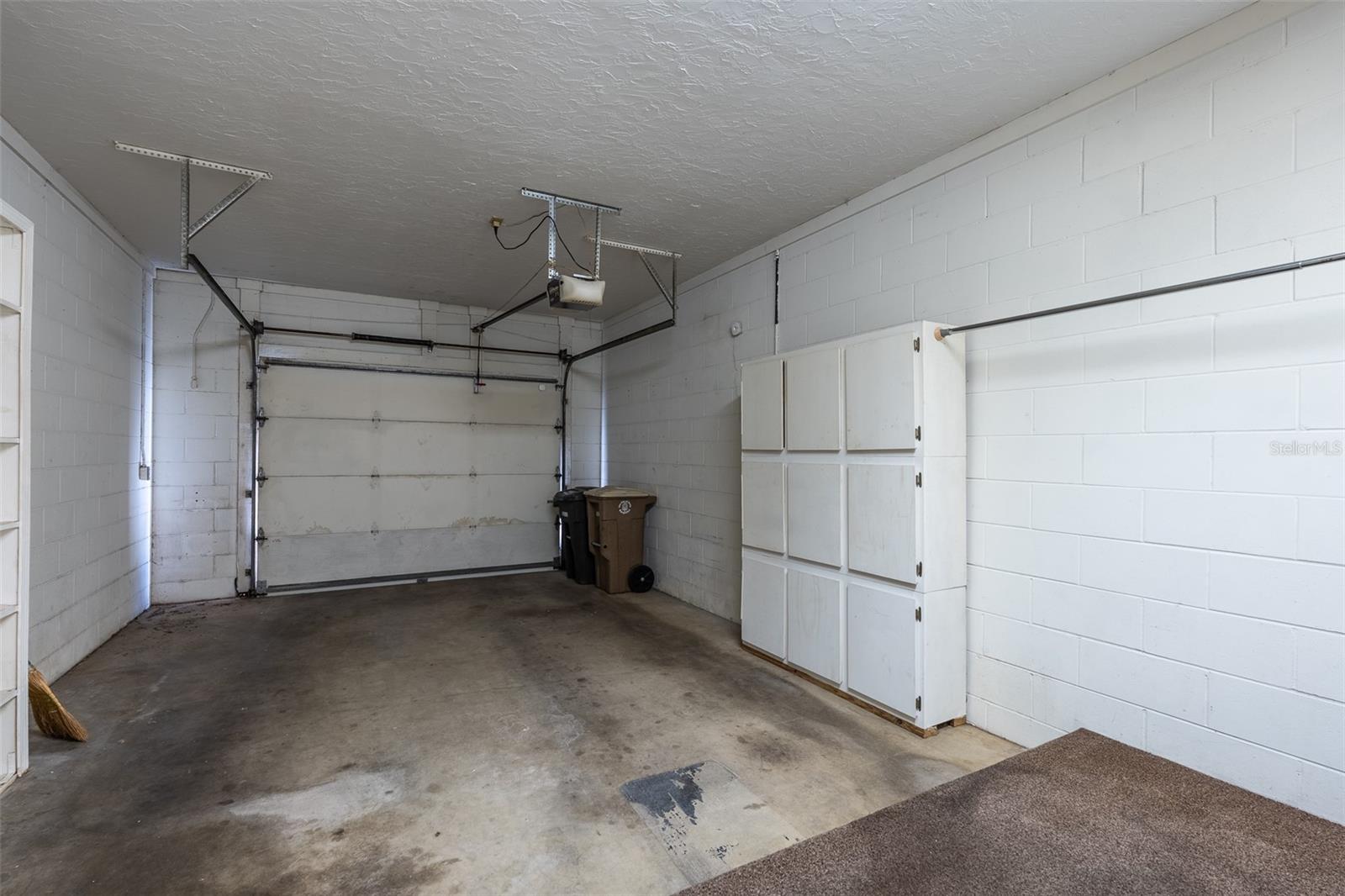 Image 38 of 41 For 1720 38 Avenue