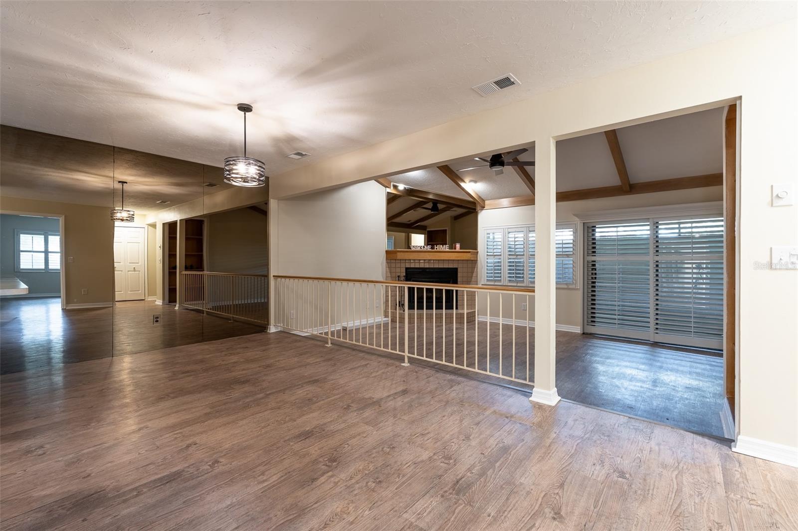 Image 4 of 41 For 1720 38 Avenue