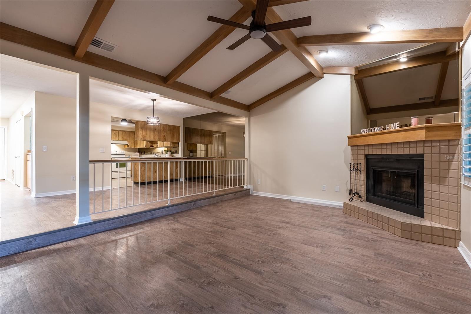 Image 6 of 41 For 1720 38 Avenue