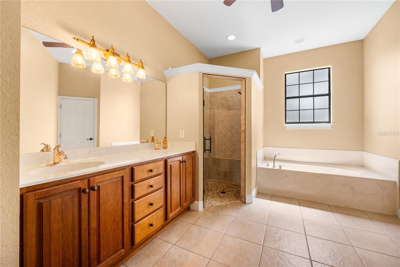 Image 18 of 35 For 2809 30th Street